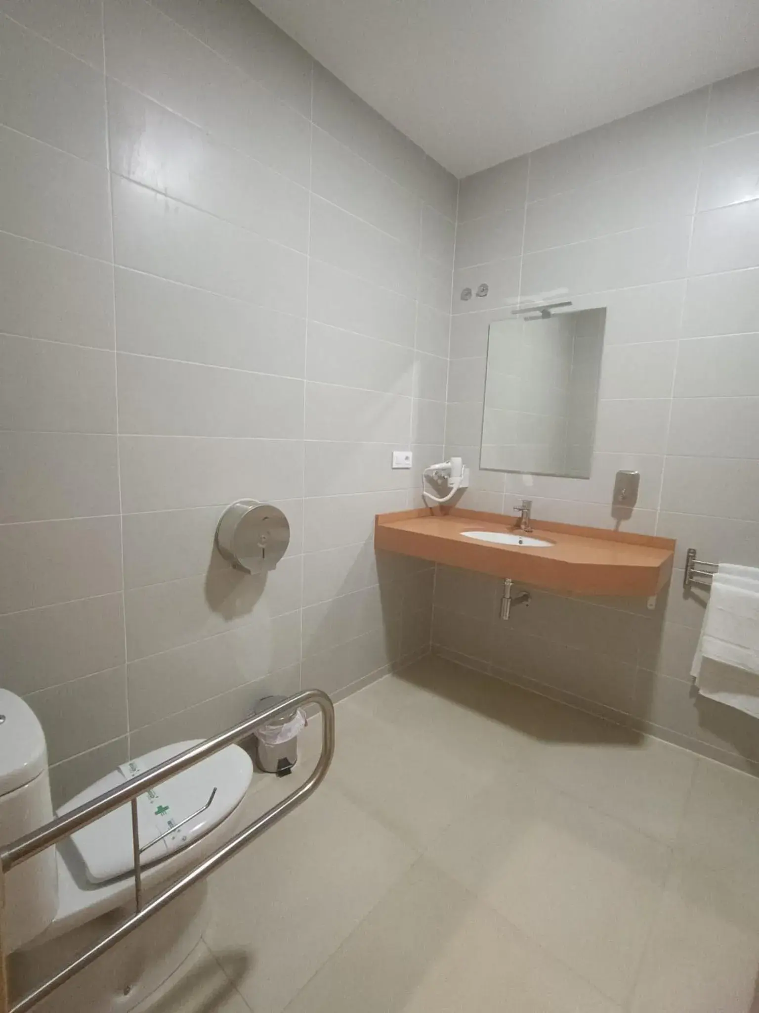 Twin Room with Private Bathroom - single occupancy in Hostal El Encuentro Twin Room with Private Bathroom - single occupancy in Hostal El Encuentro
