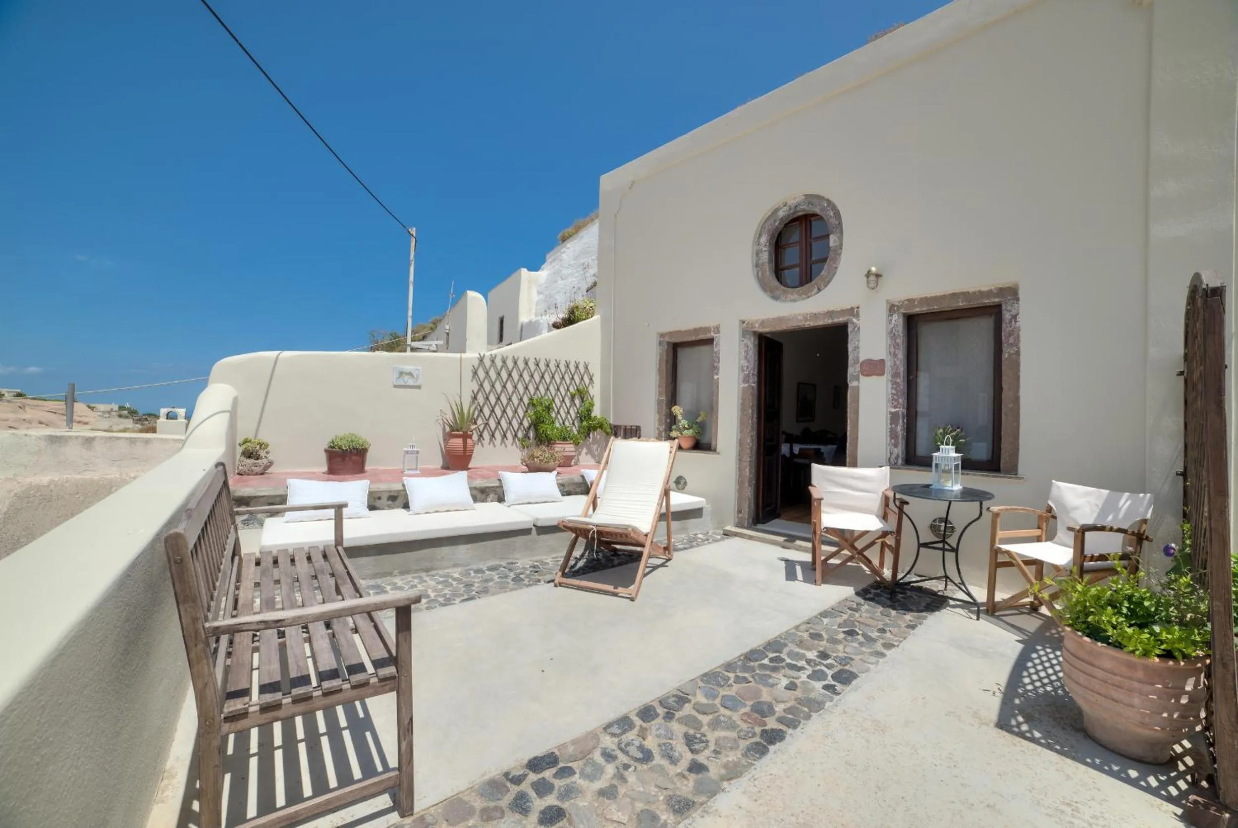 Patio in Kalitsi Canaves