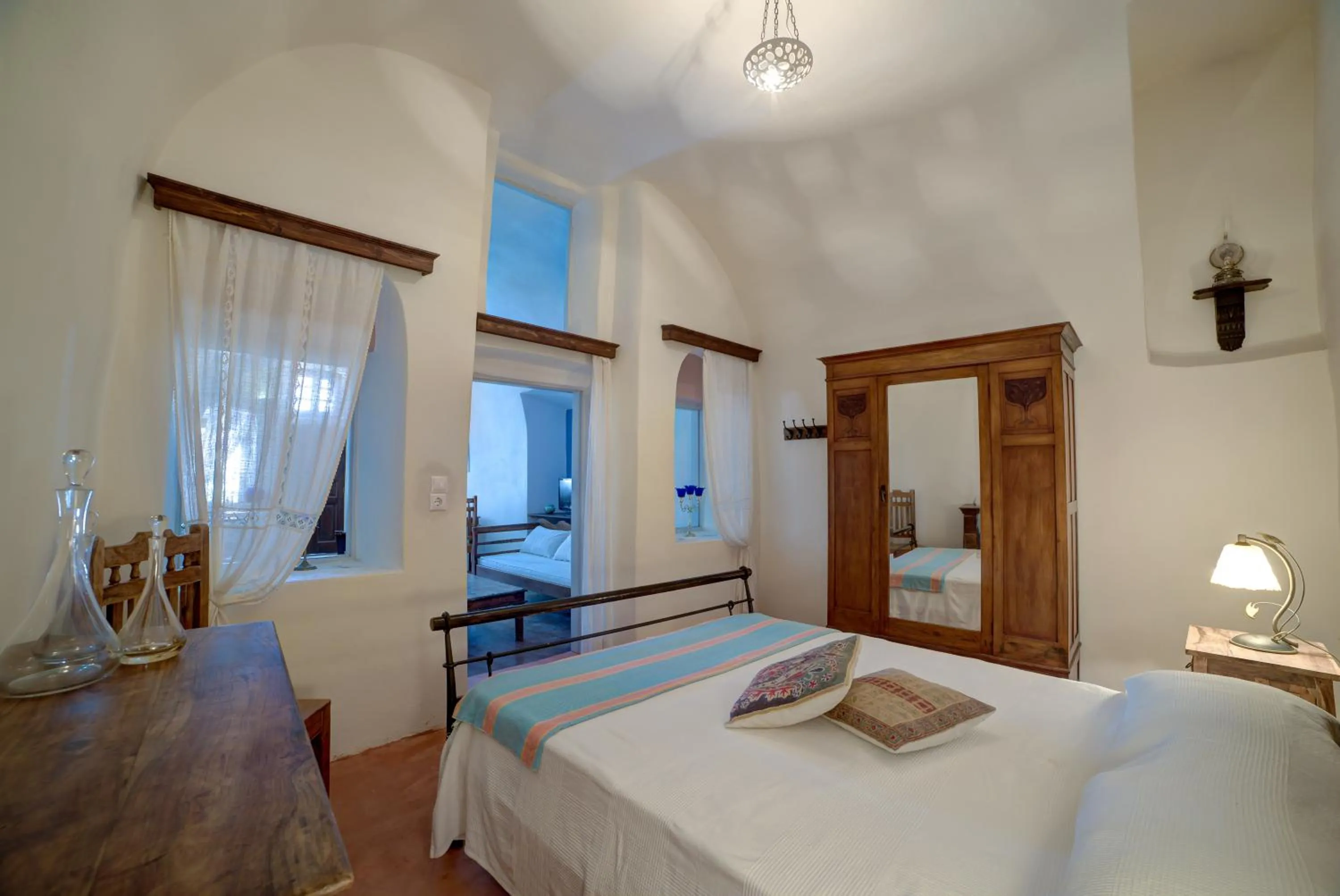 Bedroom, Bed in Kalitsi Canaves