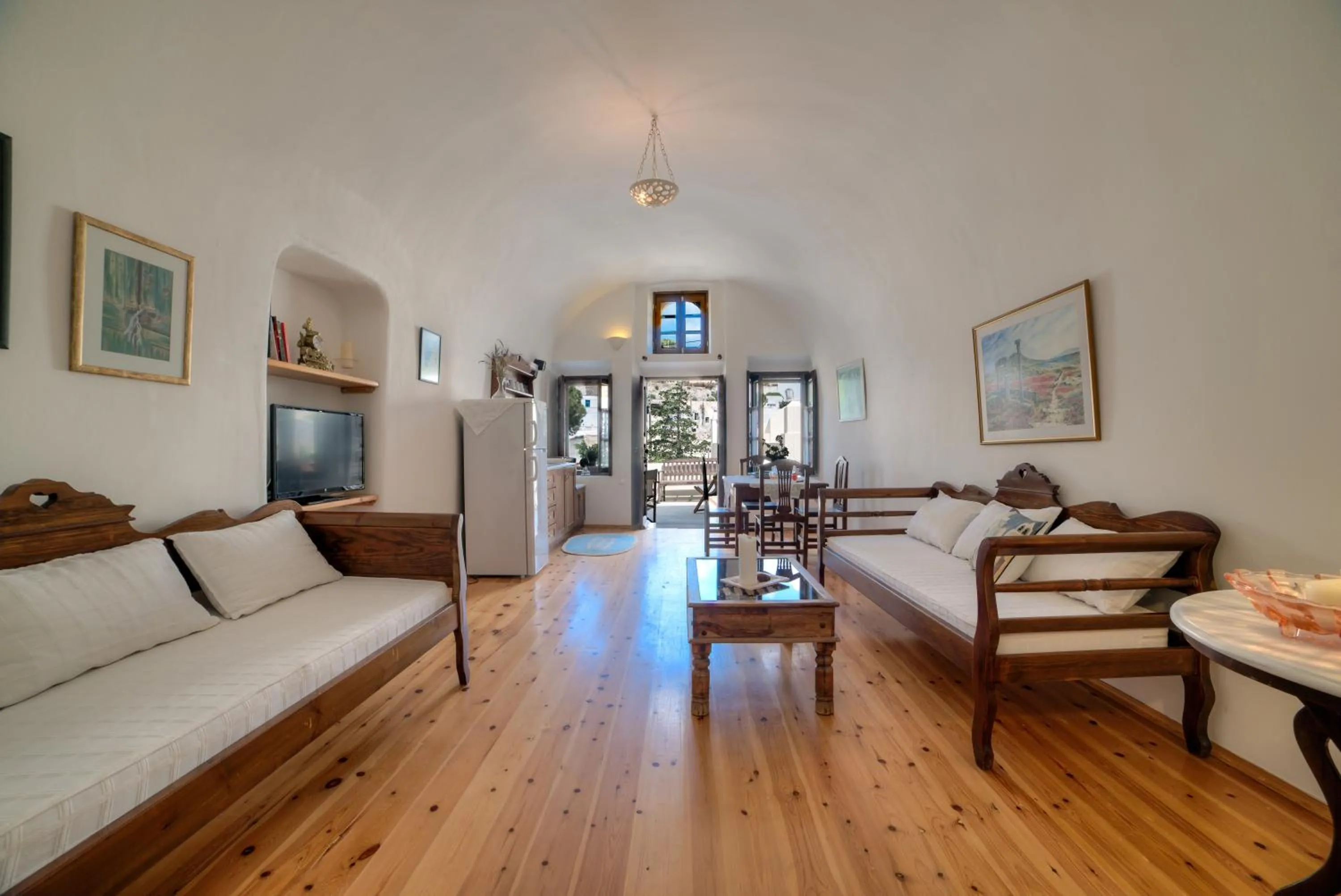 Living room in Kalitsi Canaves
