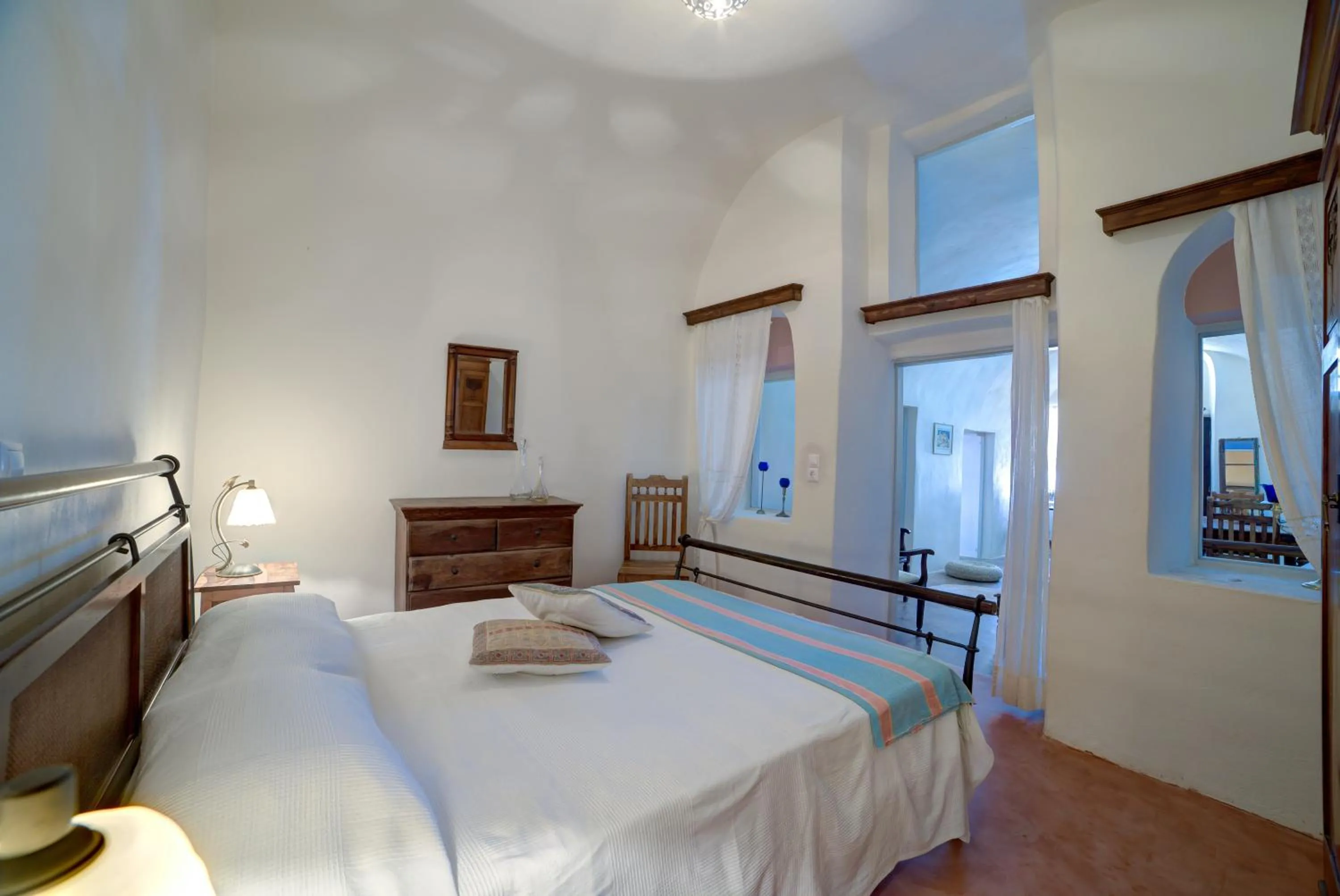 Bedroom, Bed in Kalitsi Canaves