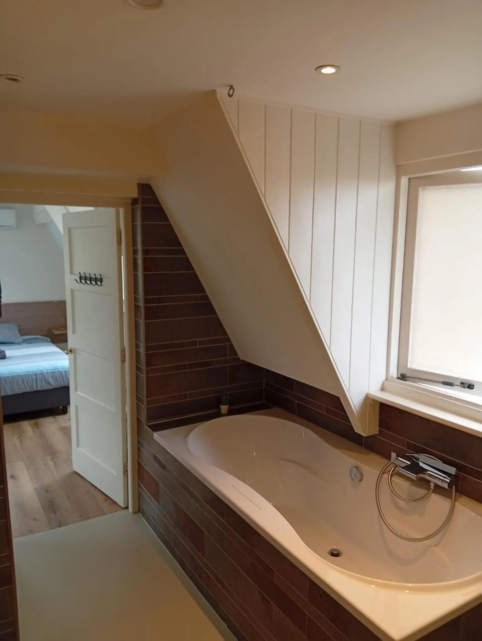 Bed in Bommelsteijn Lodge