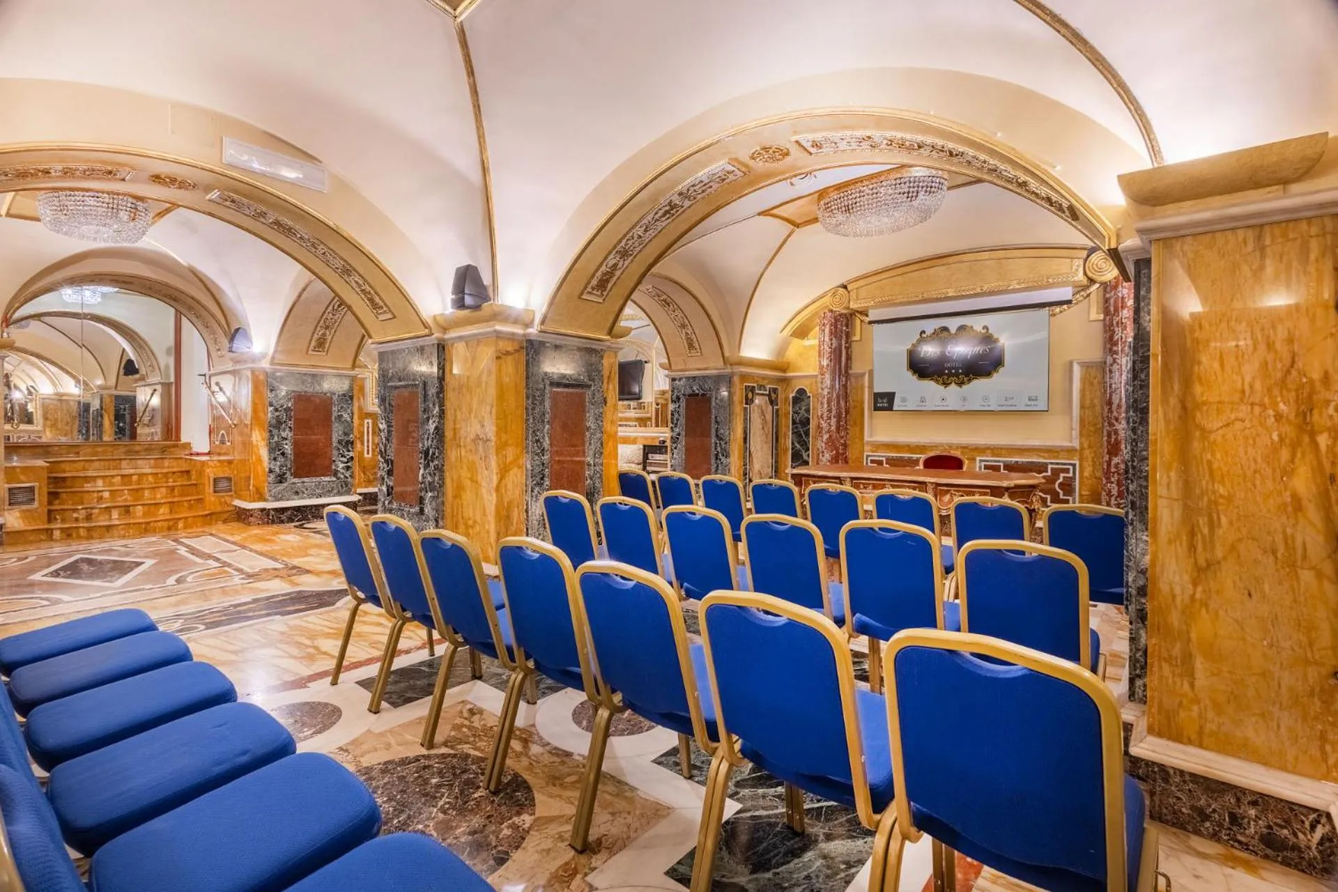 Meeting/conference room in Hotel Des Epoques