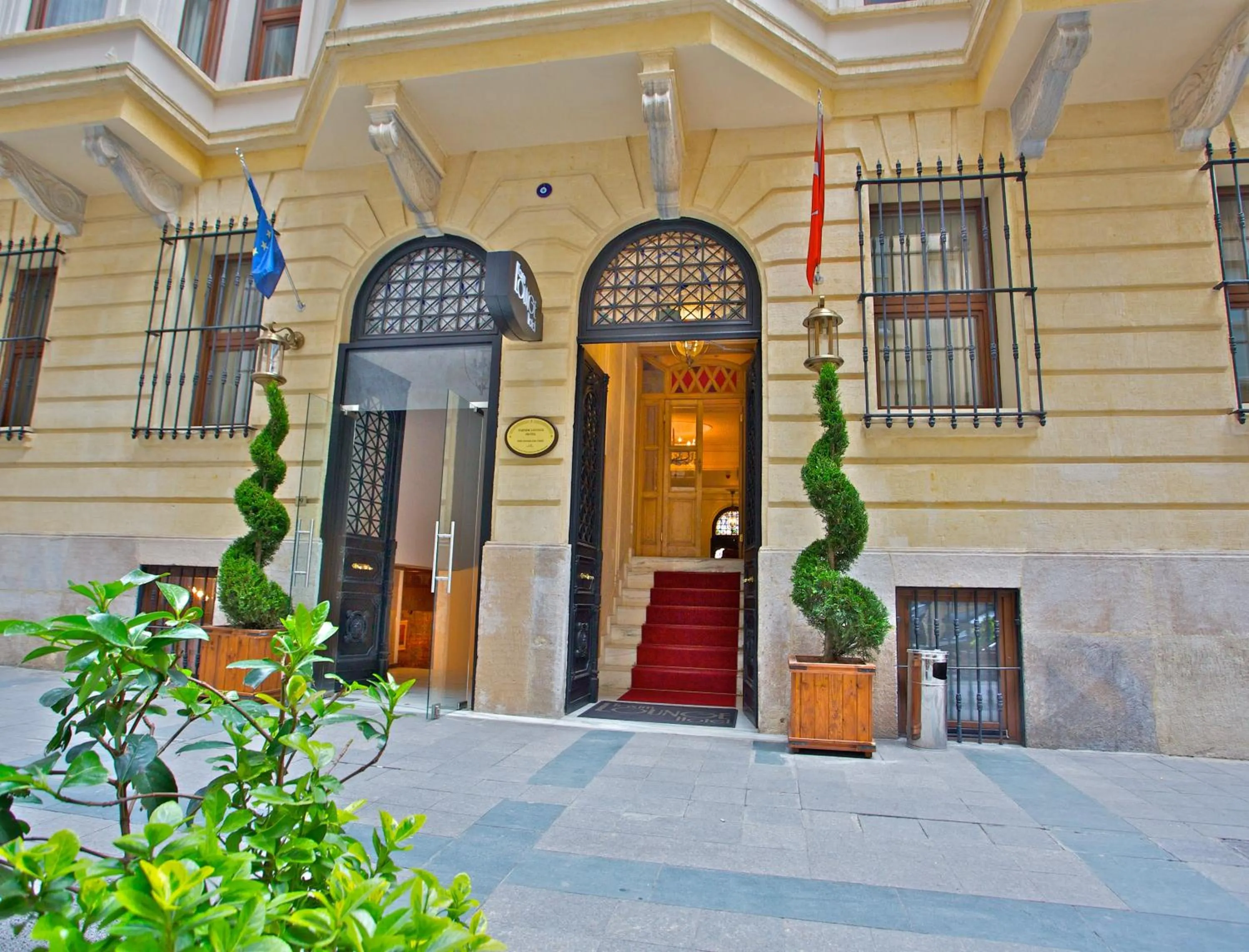 Facade/entrance in Taxim Lounge Hotel Special Category