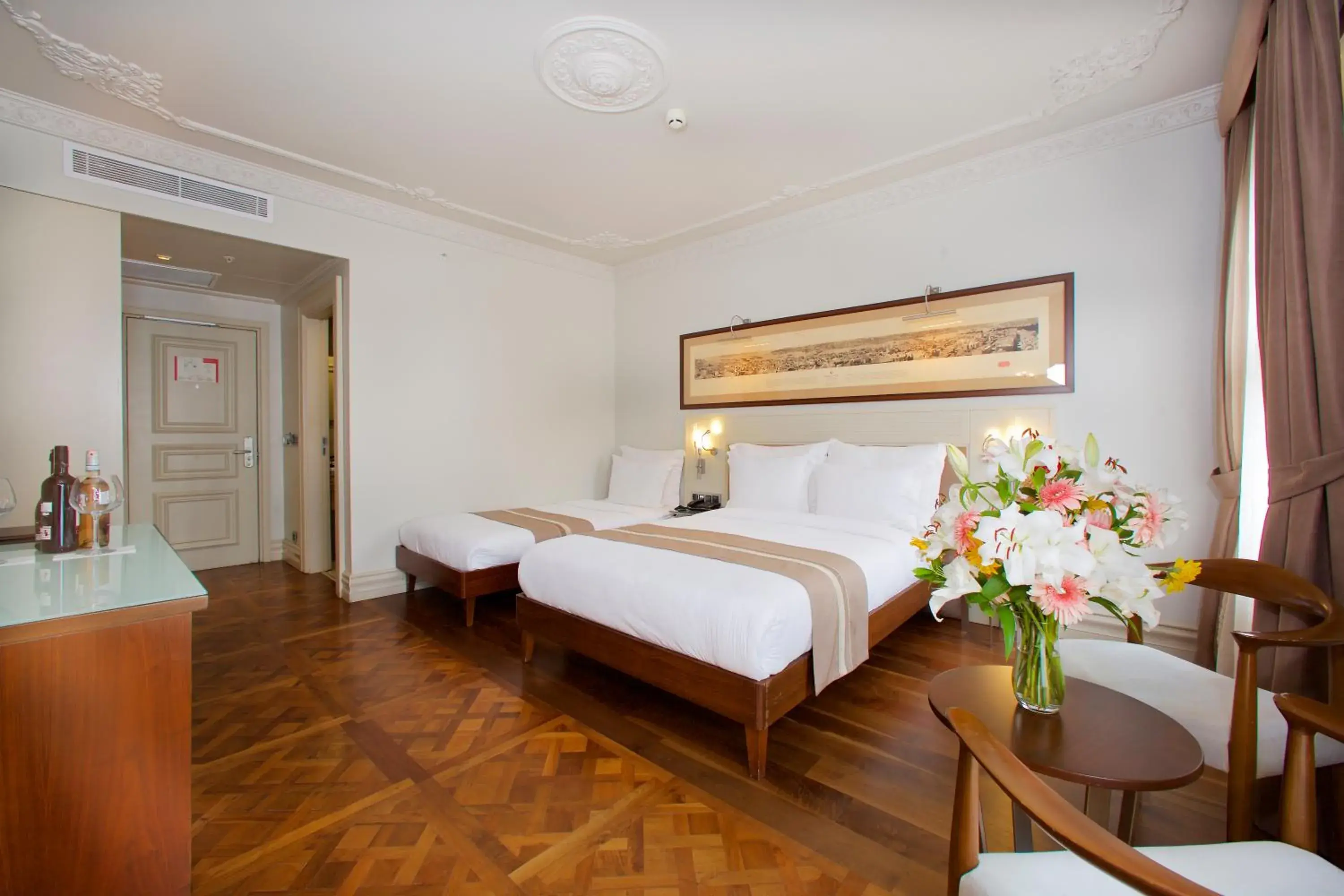 Massage, Bed in Taxim Lounge Hotel Special Category Massage, Bed in Taxim Lounge Hotel Special Category