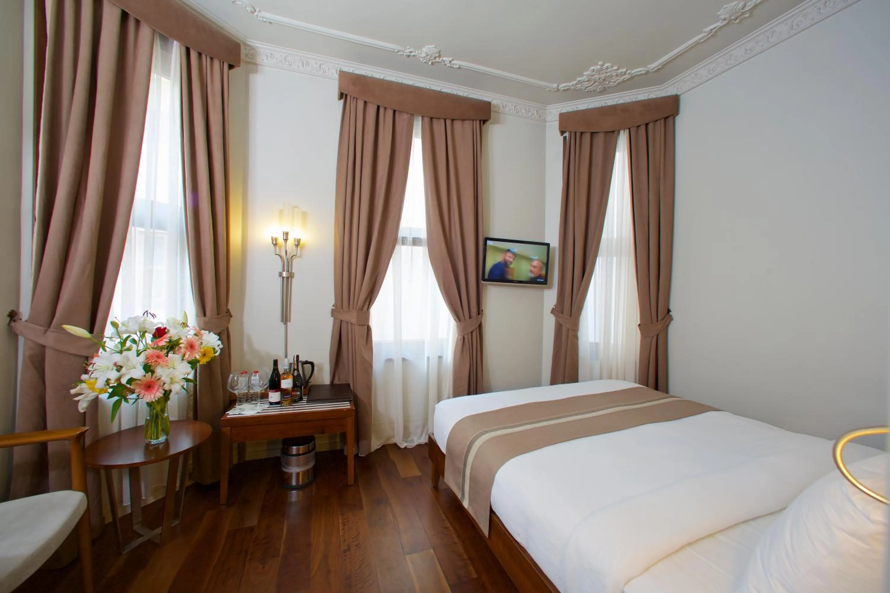 Massage, Bed in Taxim Lounge Hotel Special Category