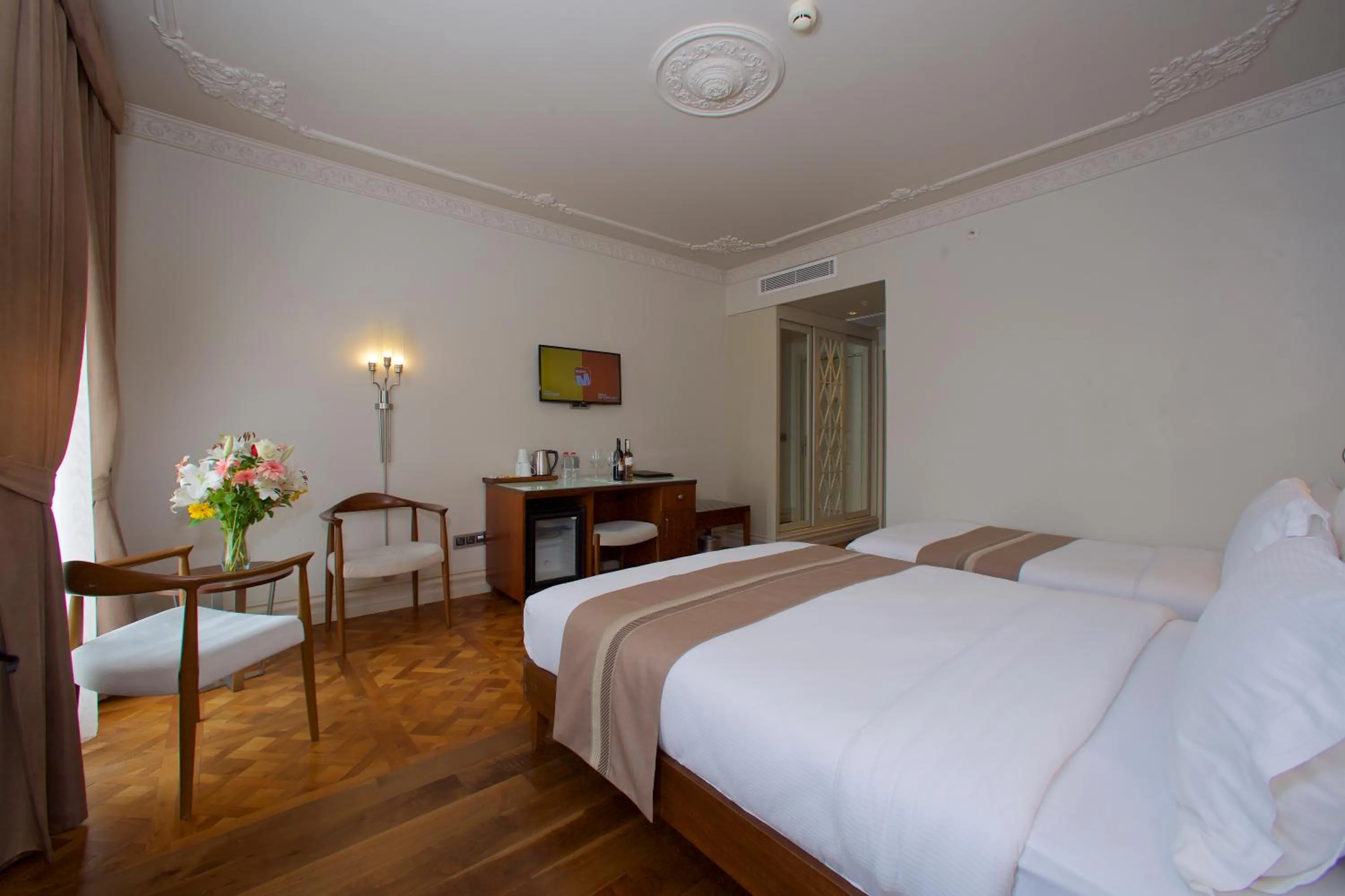 Massage, Bed in Taxim Lounge Hotel Special Category