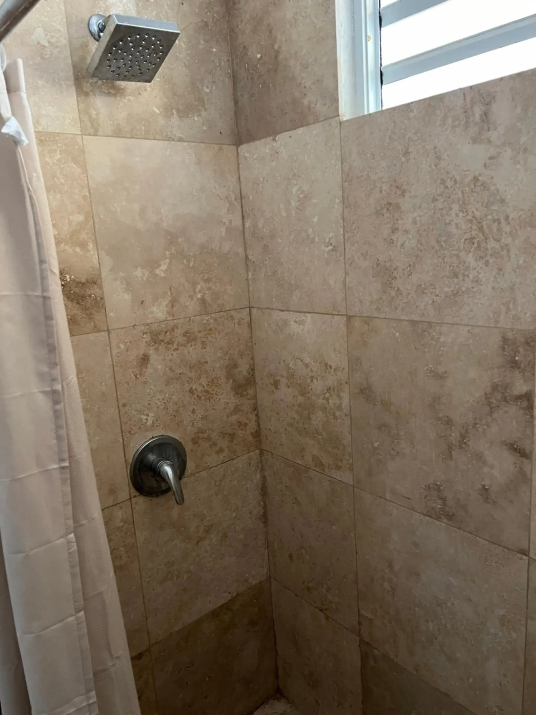 Budget Double Room in Vacation Rental Arecibo PR Budget Double Room in Vacation Rental Arecibo PR