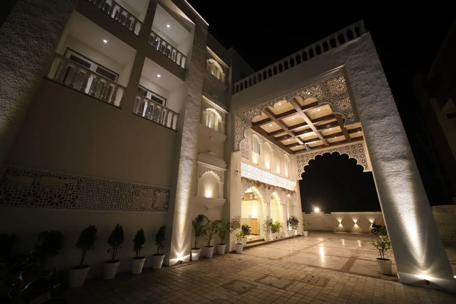 Facade/entrance in raghukul sadan Facade/entrance in raghukul sadan