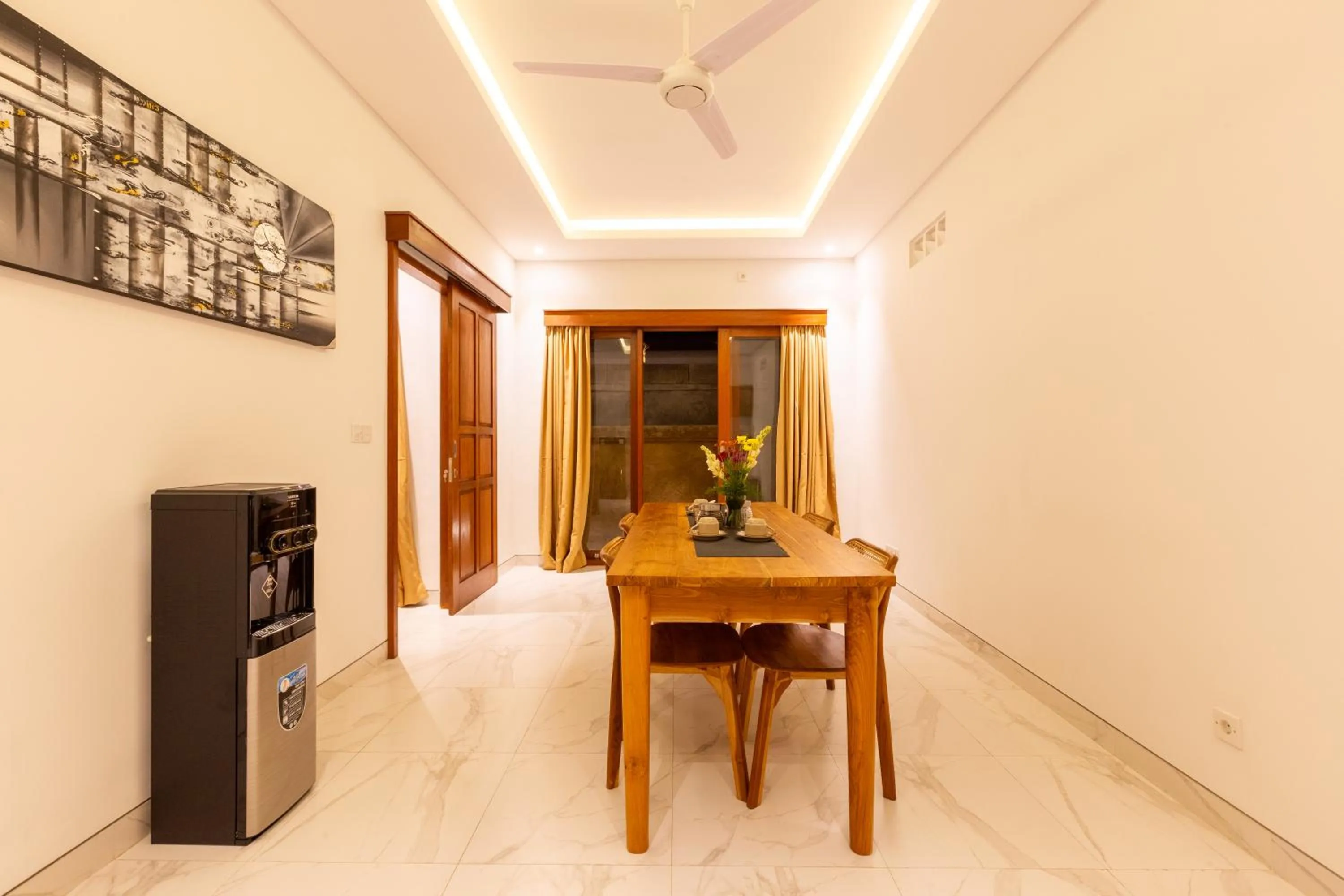 Kitchen or kitchenette in Sapta D'Villa Residence by Purely