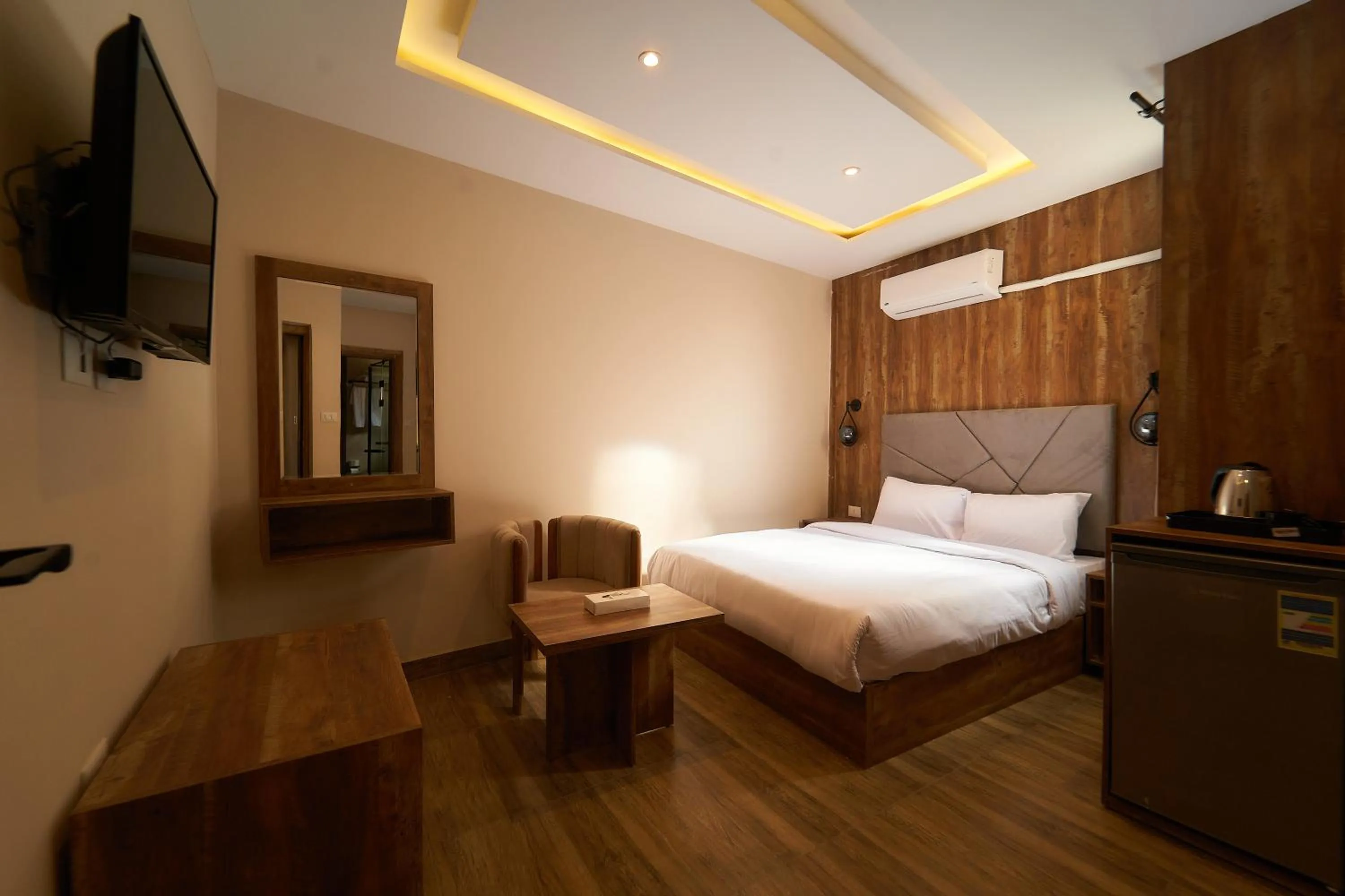 Bed in Crown Pyramids View Hotel