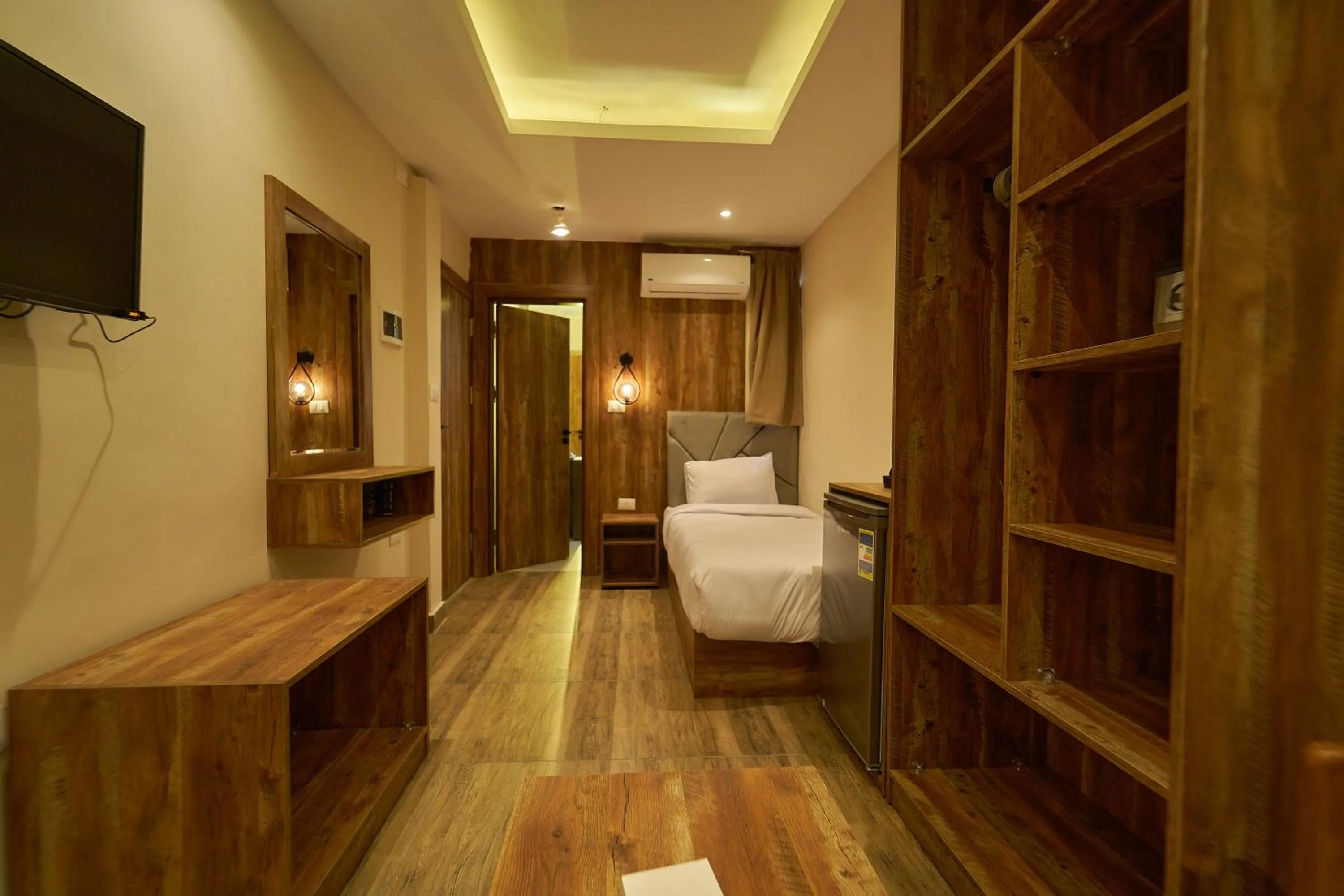 TV and multimedia, Bed in Crown Pyramids View Hotel