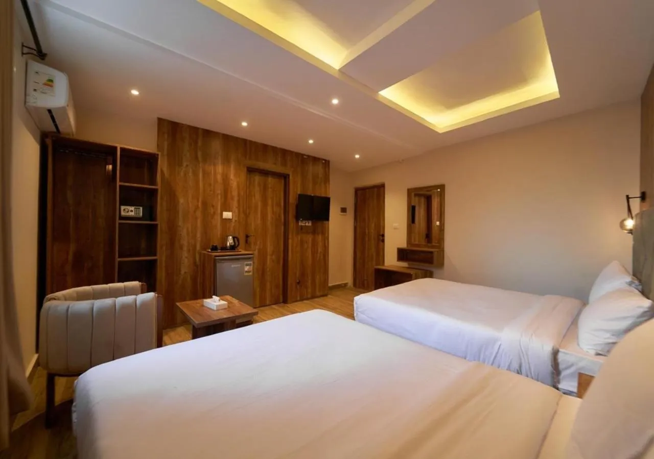 Bed in Crown Pyramids View Hotel