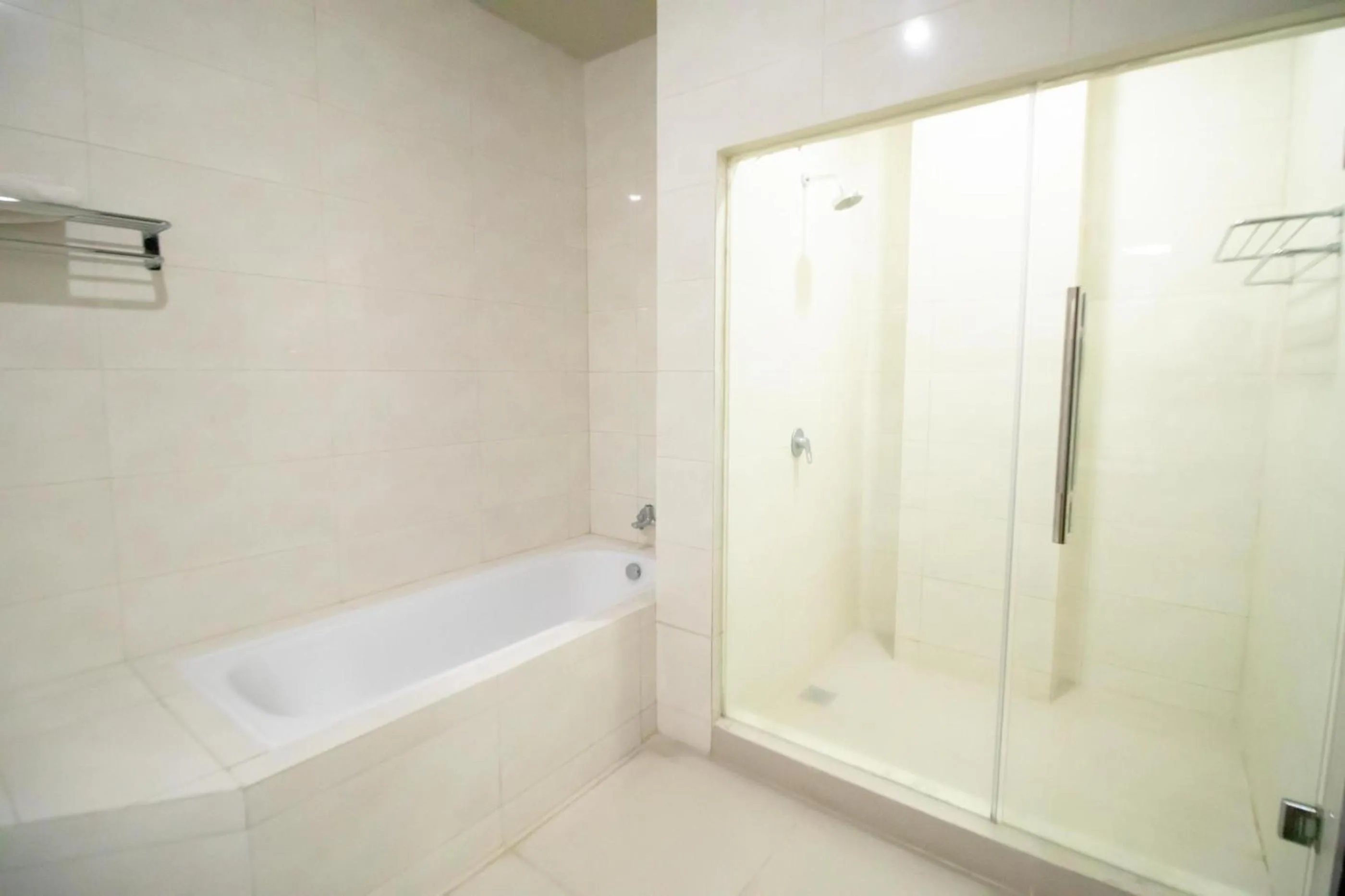 Shower in De Balen Soultan Hotel