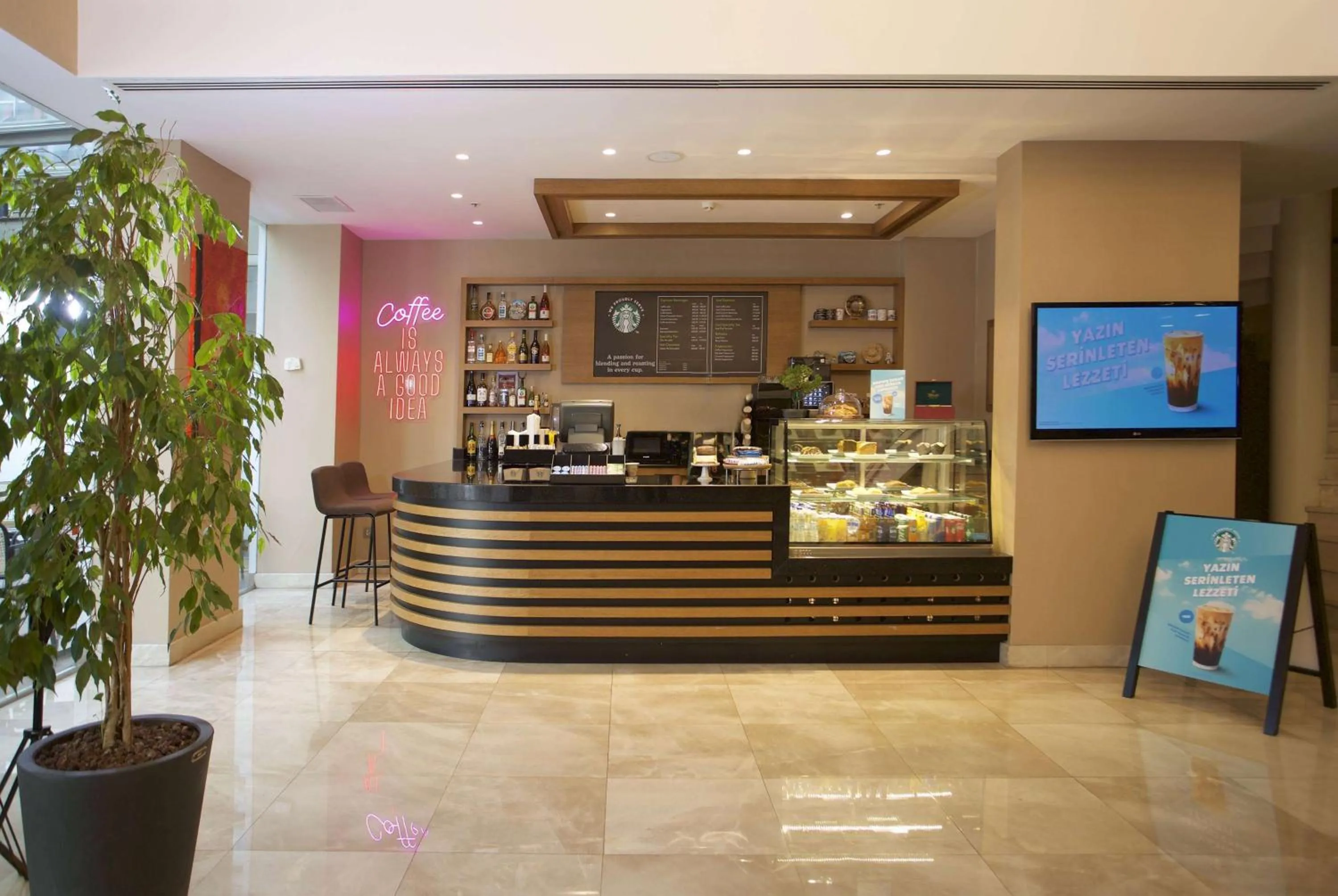 Lobby or reception in Ramada By Wyndham İstanbul Taksim