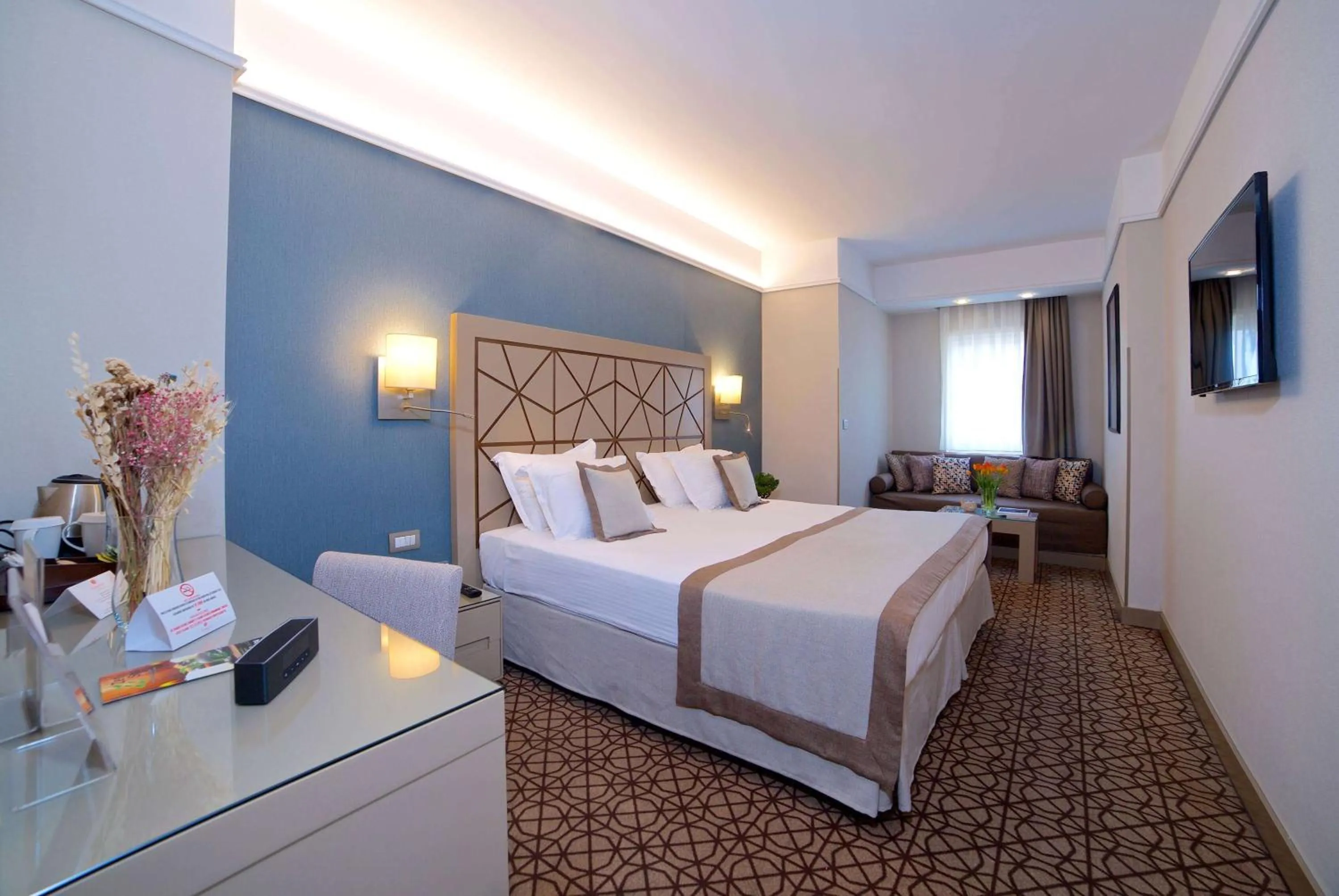 Photo of the whole room, Bed in Ramada By Wyndham İstanbul Taksim