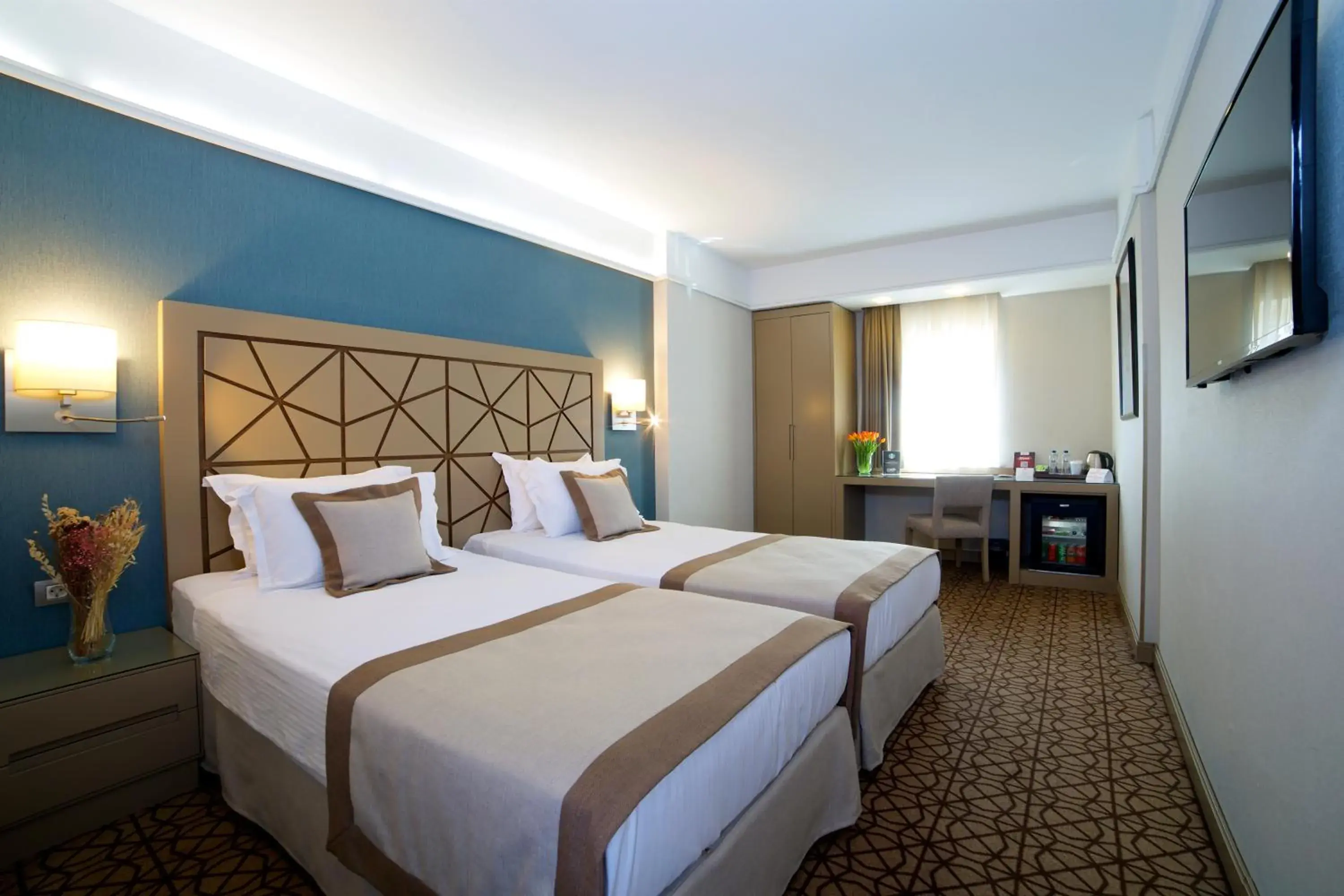 Standard Twin Room in Ramada By Wyndham İstanbul Taksim Standard Twin Room in Ramada By Wyndham İstanbul Taksim