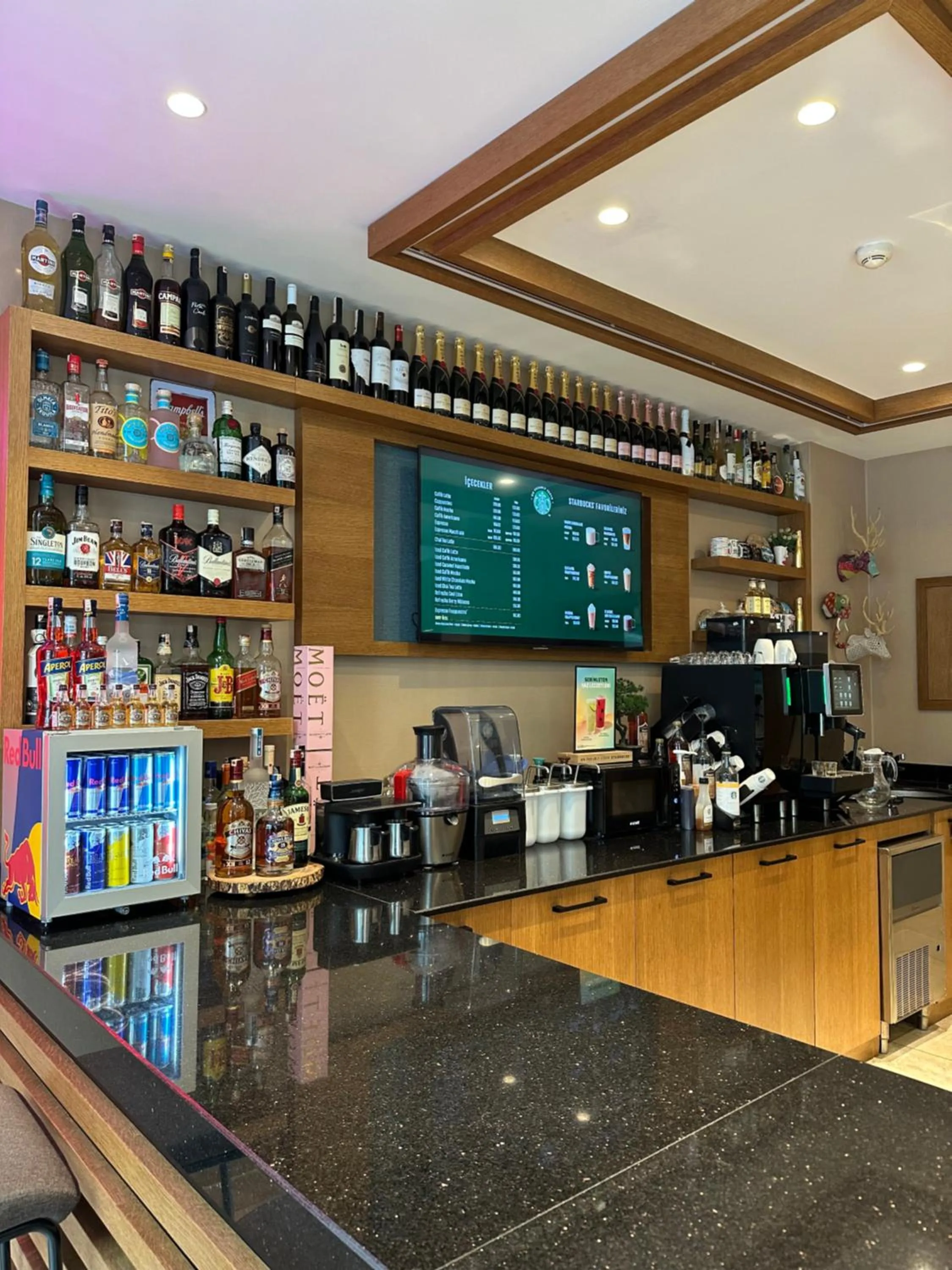 Coffee/tea facilities in Ramada By Wyndham İstanbul Taksim
