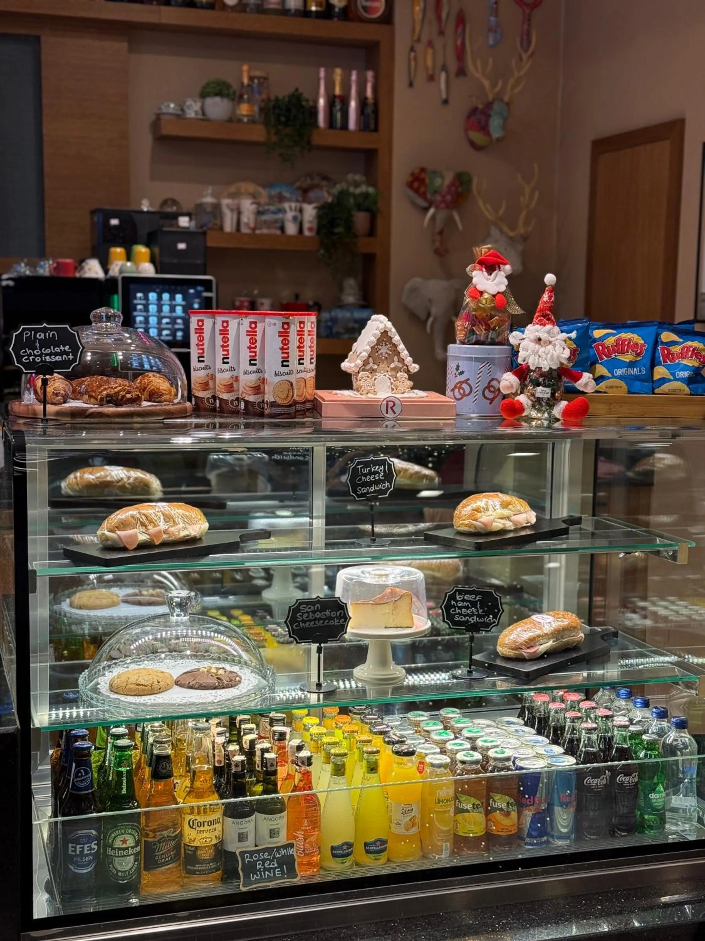 Food and drinks in Ramada By Wyndham İstanbul Taksim