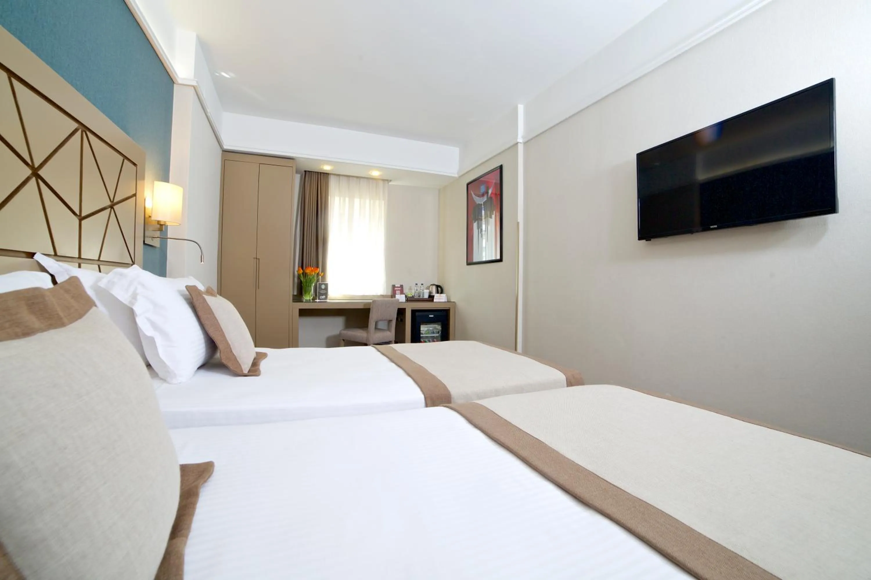 Bed in Ramada By Wyndham İstanbul Taksim