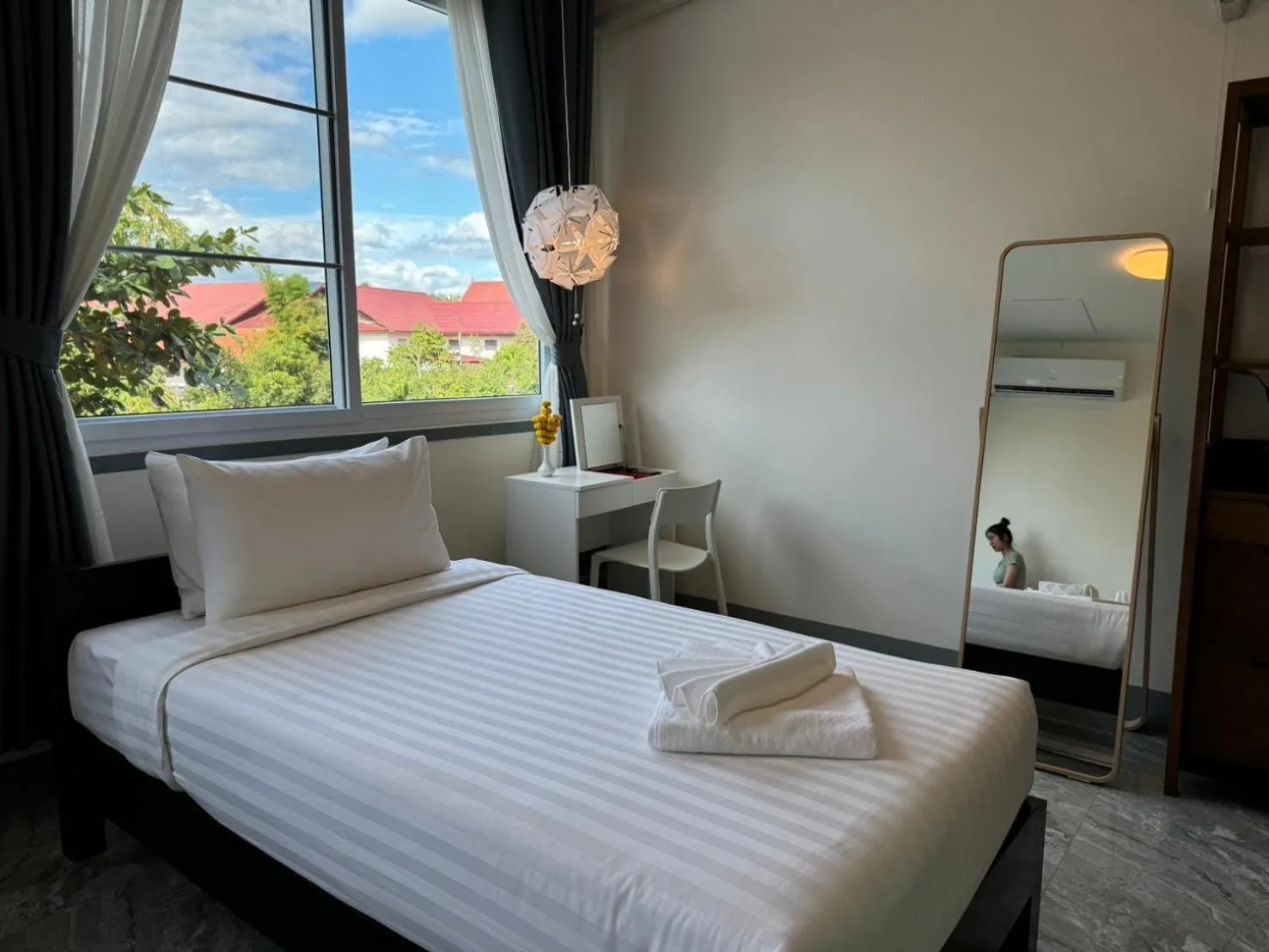 Bed in Garden House Rice Field and Mountain View