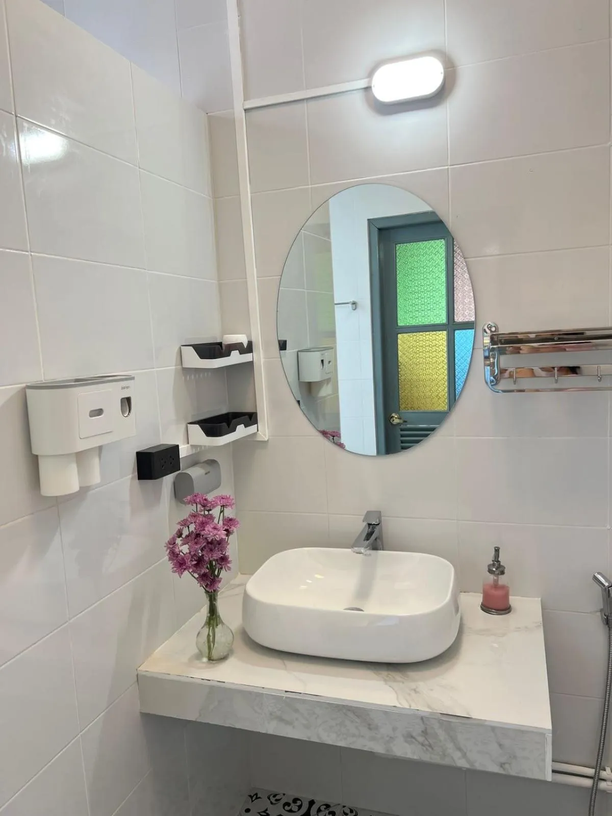 Bathroom in Garden House Rice Field and Mountain View