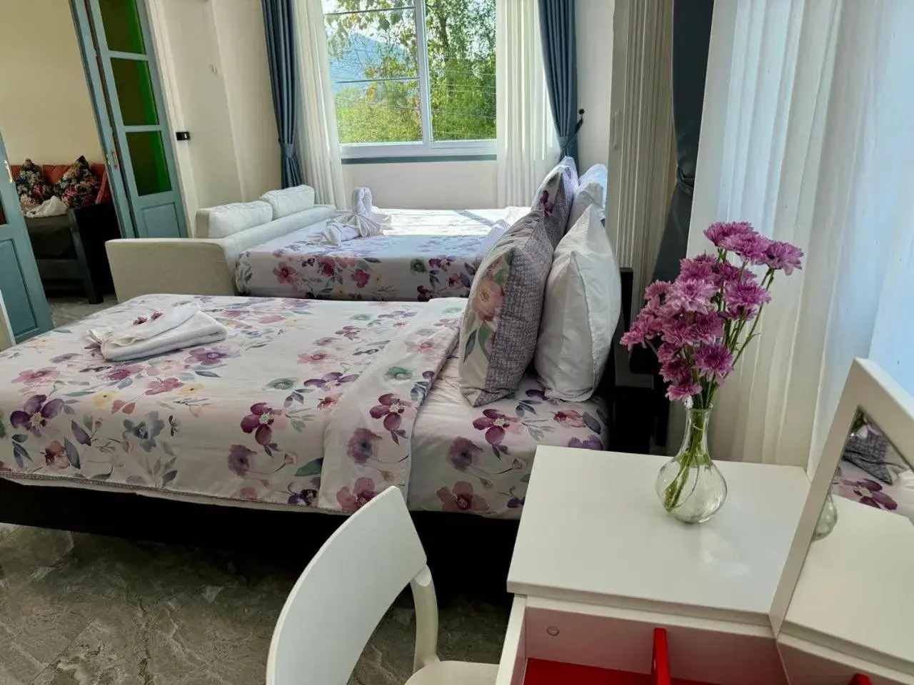 Family Room with Terrace - single occupancy in Garden House Rice Field and Mountain View Family Room with Terrace - single occupancy in Garden House Rice Field and Mountain View