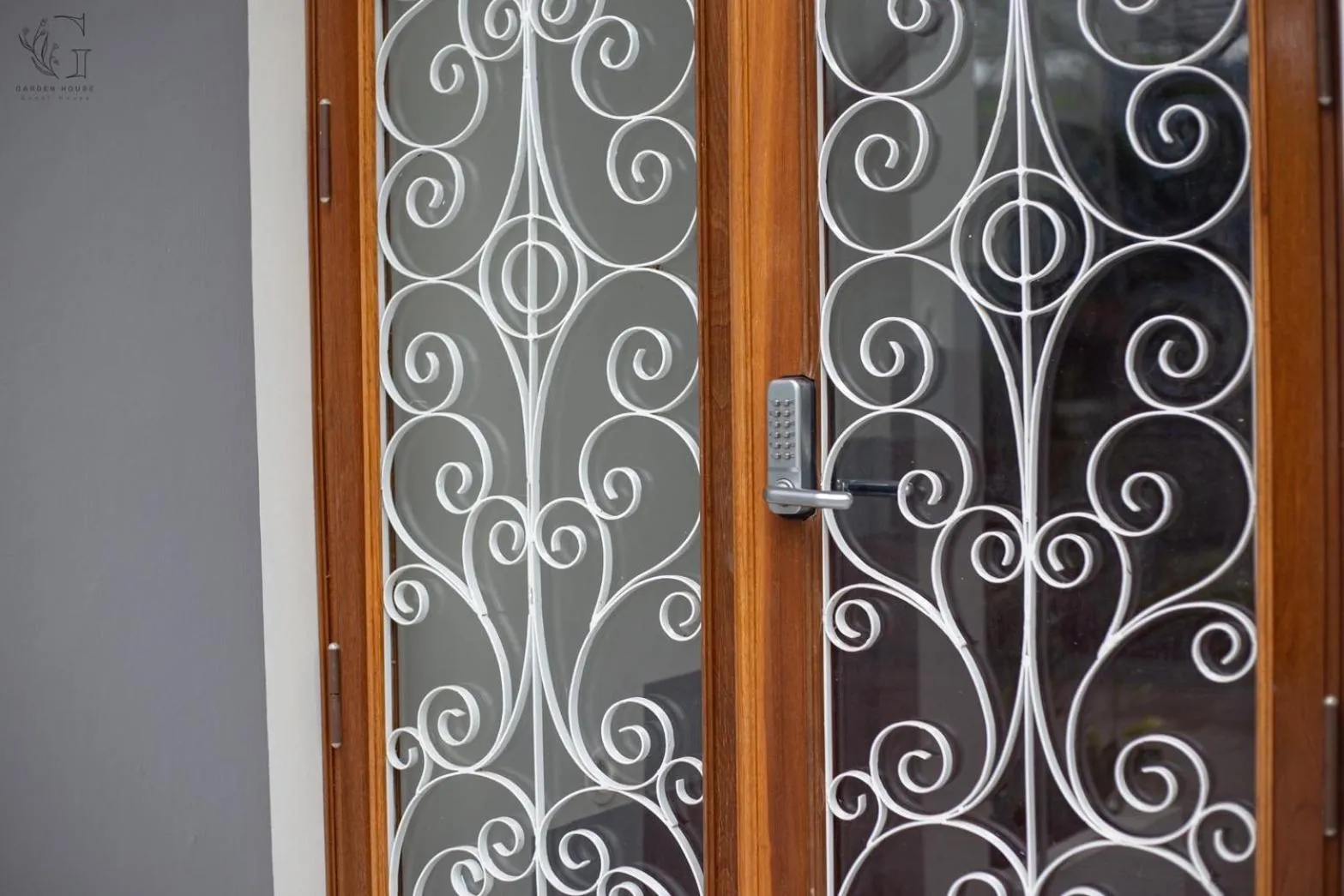 Decorative detail in Garden House Rice Field and Mountain View