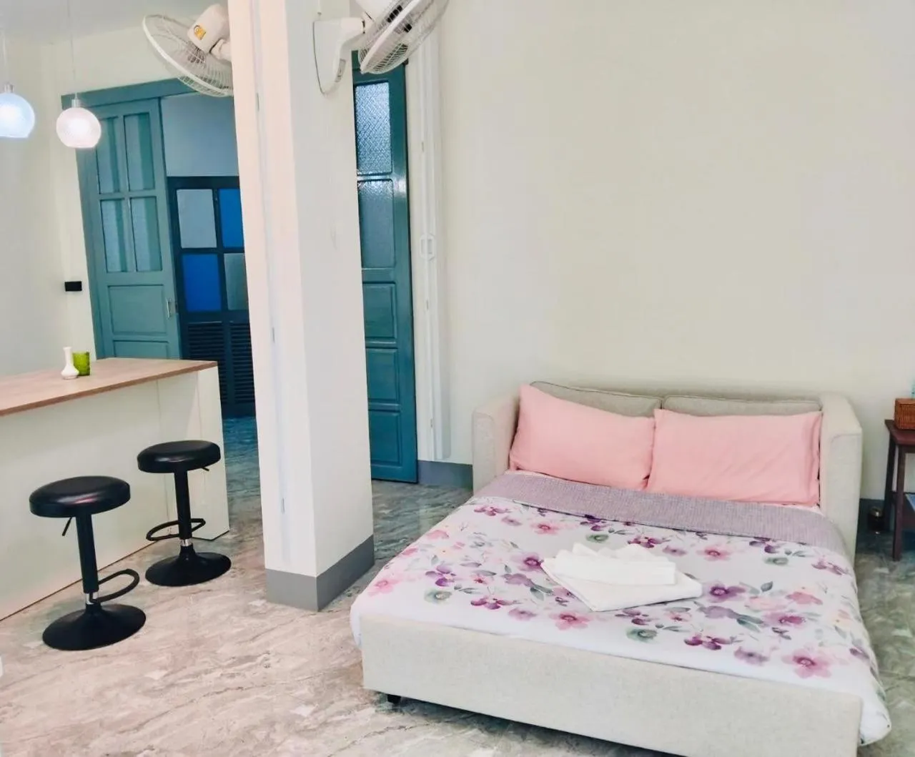 Living room, Bed in Garden House Rice Field and Mountain View