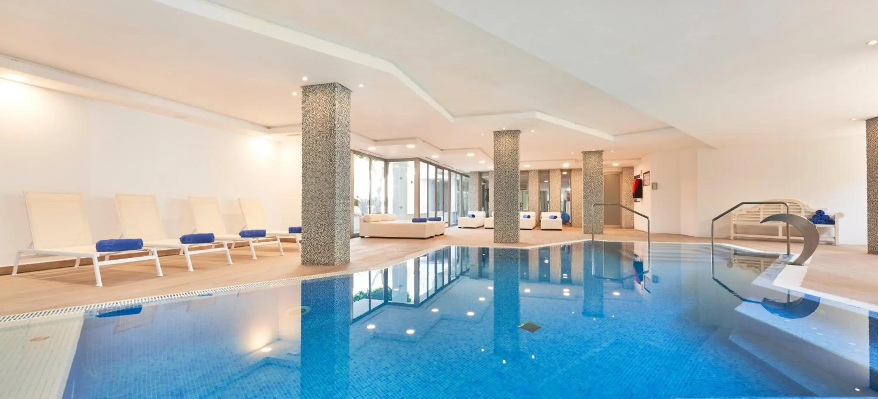 Spa and wellness centre/facilities in Globales Cala Bona Spa and wellness centre/facilities in Globales Cala Bona