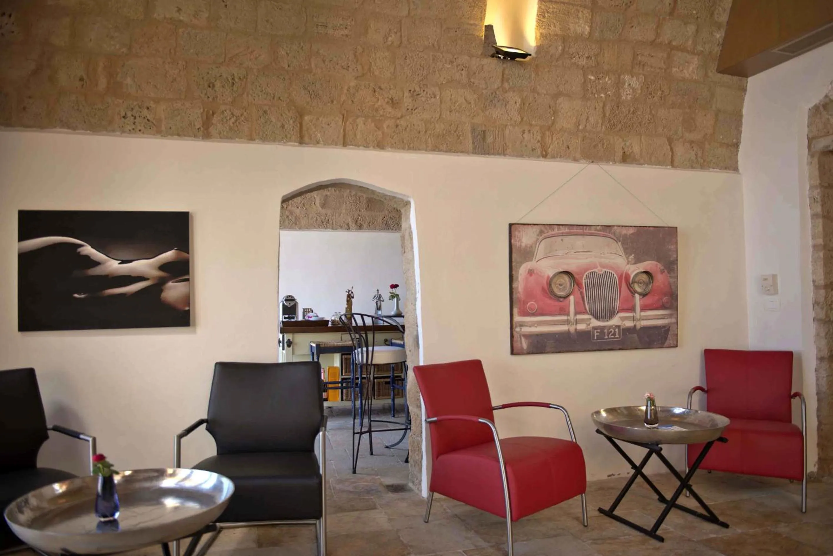 Lounge or bar in L'Auberge de la Mer