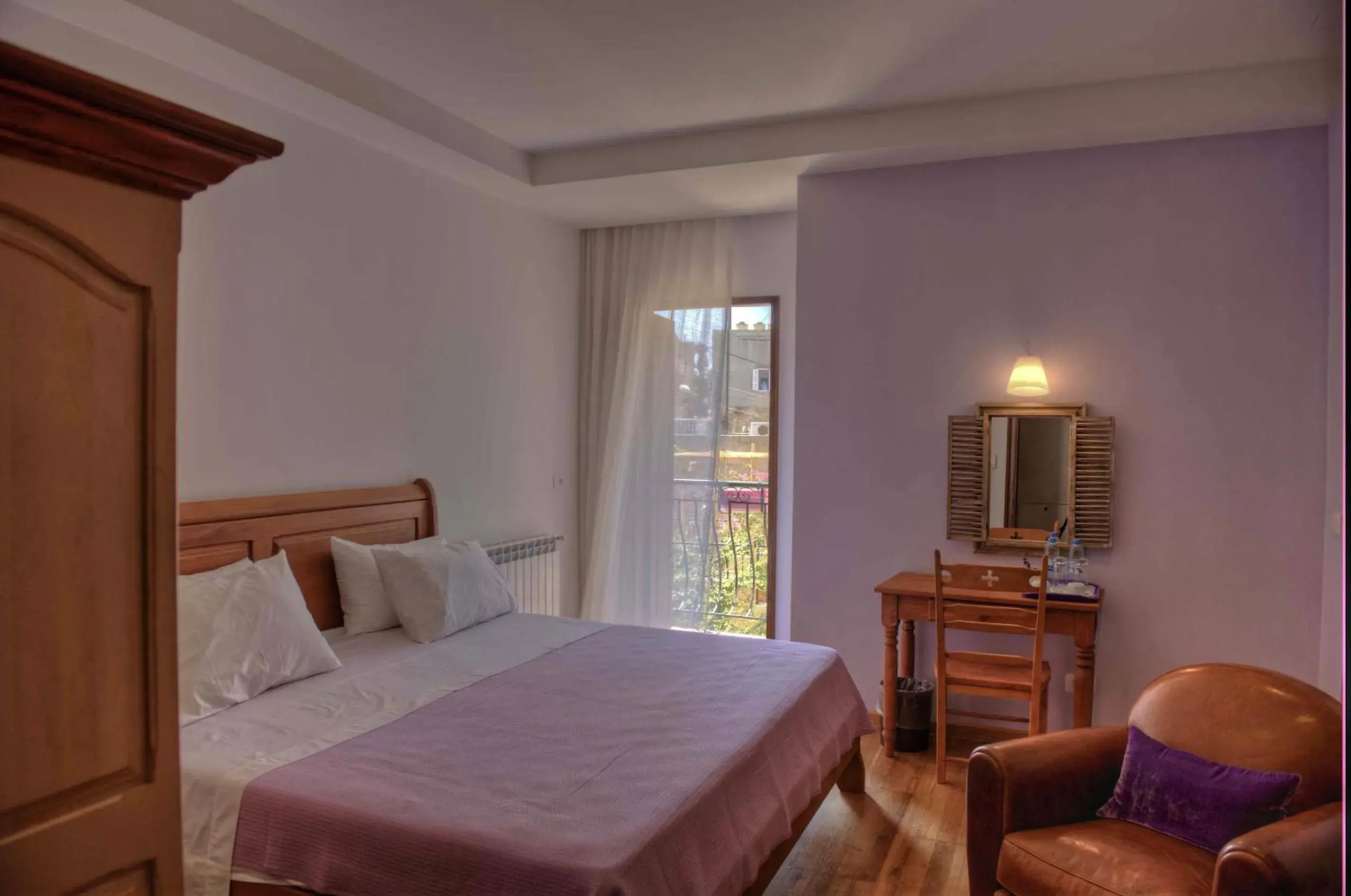 Deluxe Double Room in L'Auberge de la Mer Deluxe Double Room in L'Auberge de la Mer