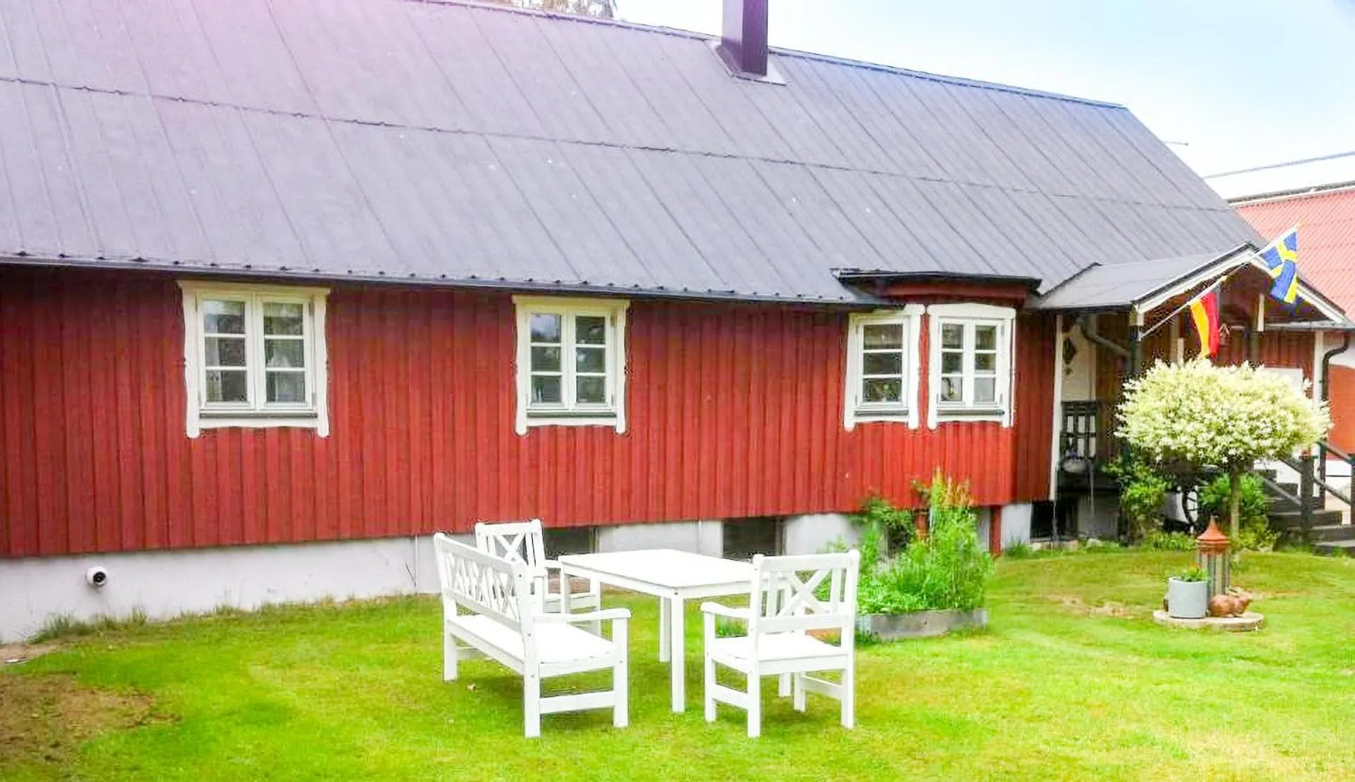 Three-Bedroom House in Ängagården - Gårdshuset