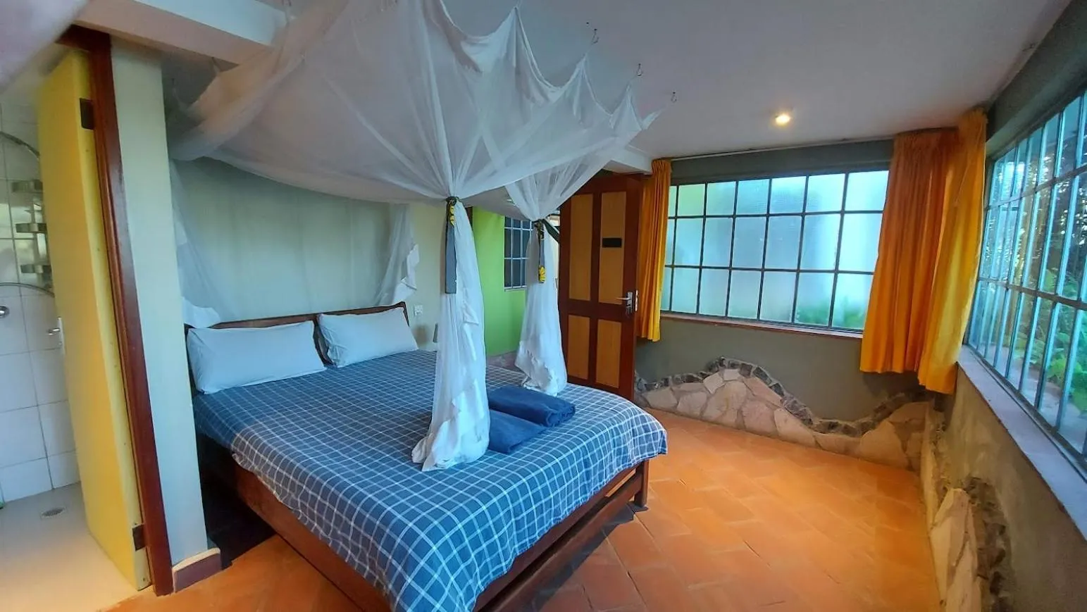 Bed in Yellow Haven Lodge