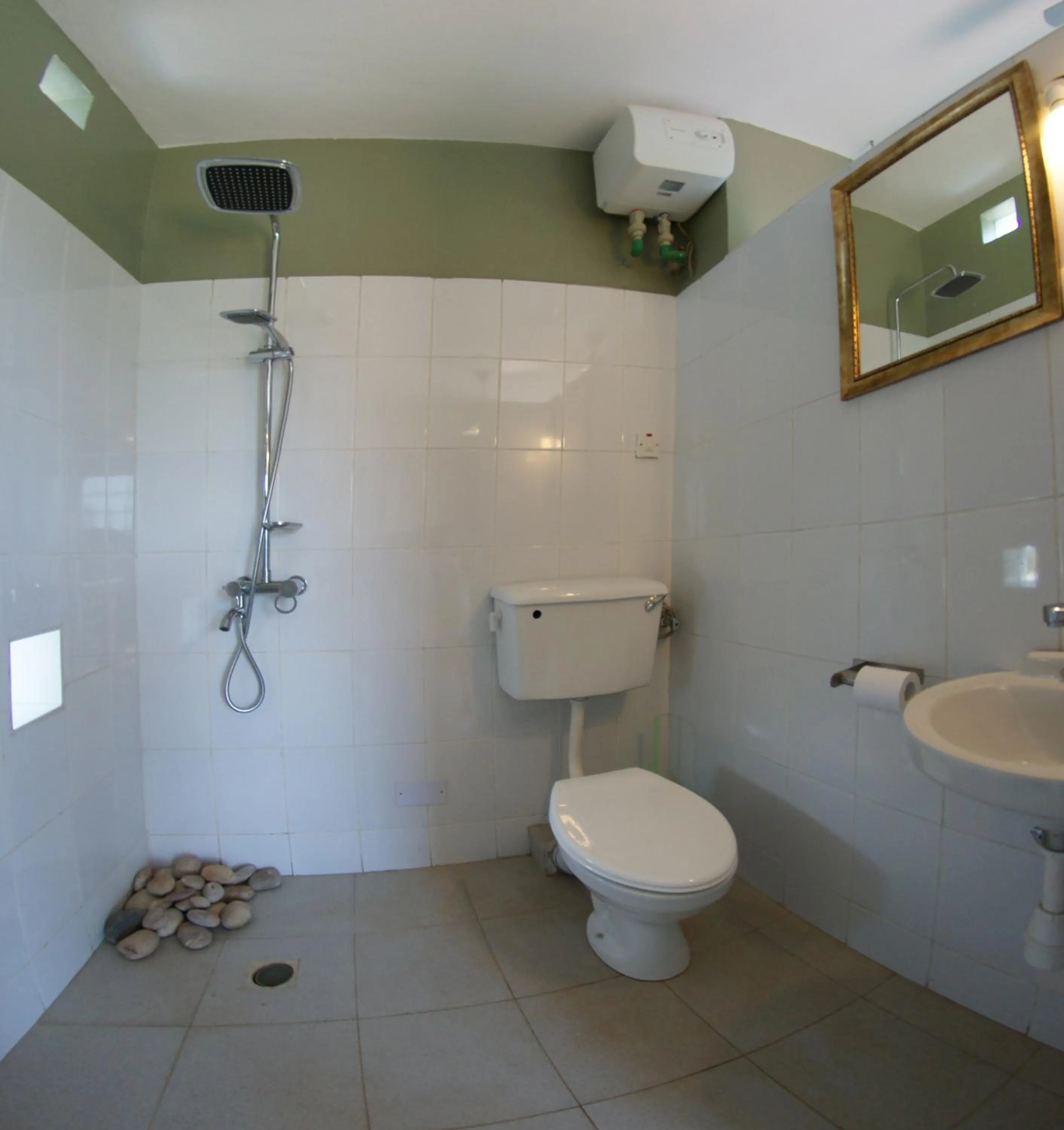 Bathroom in Yellow Haven Lodge