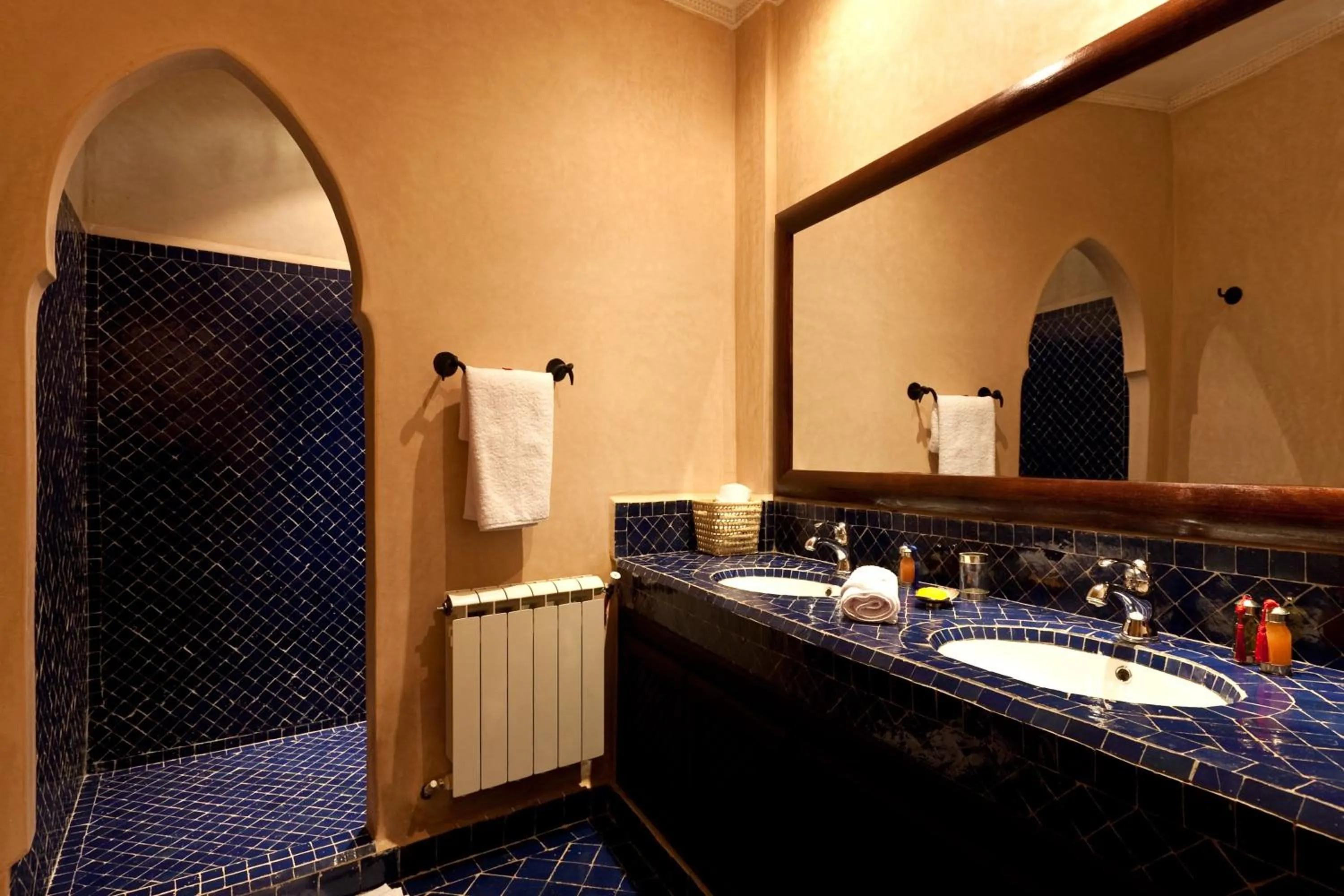 Bathroom in Hotel & Spa Riad El Walaa