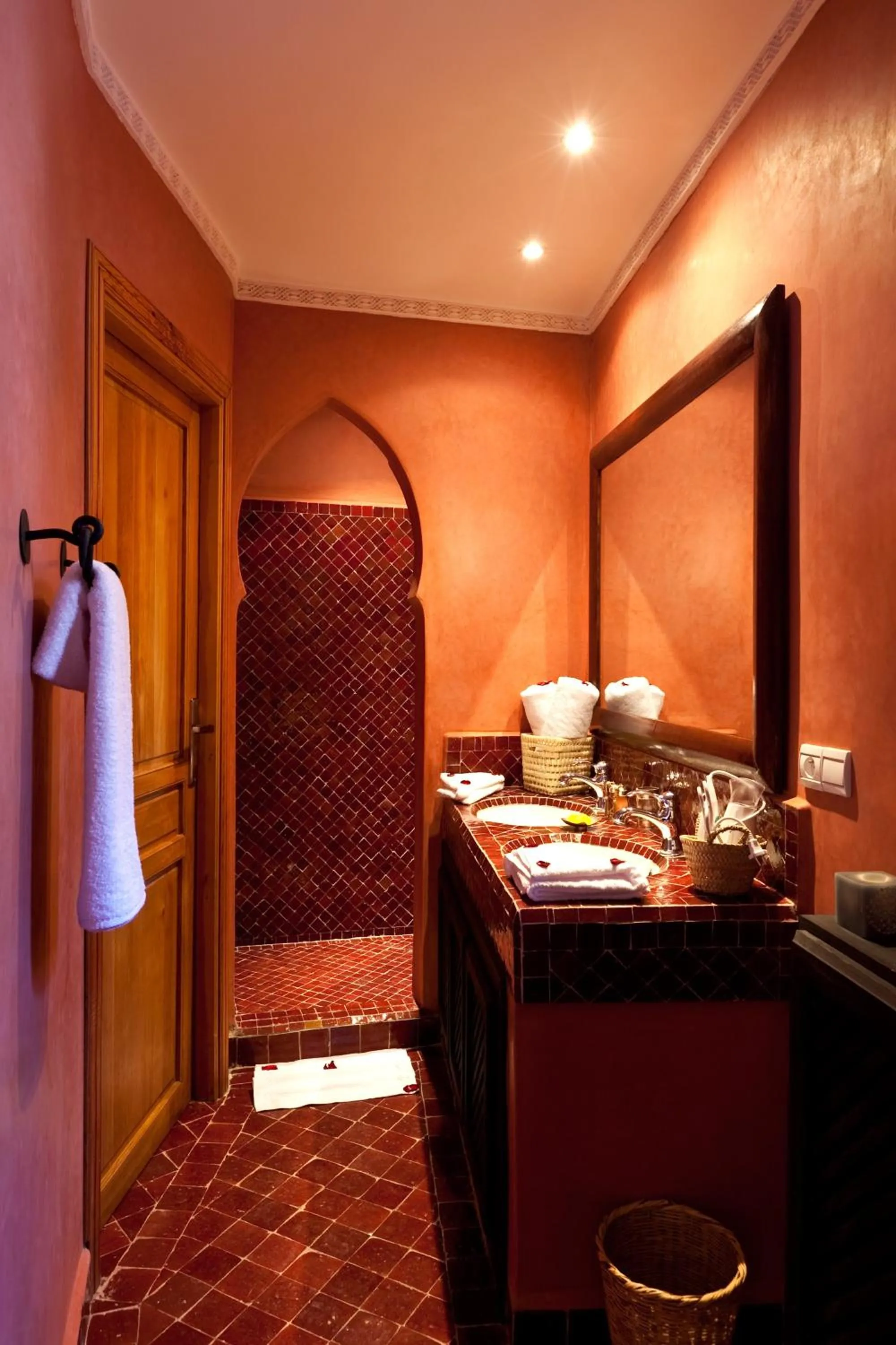 Bathroom in Hotel & Spa Riad El Walaa