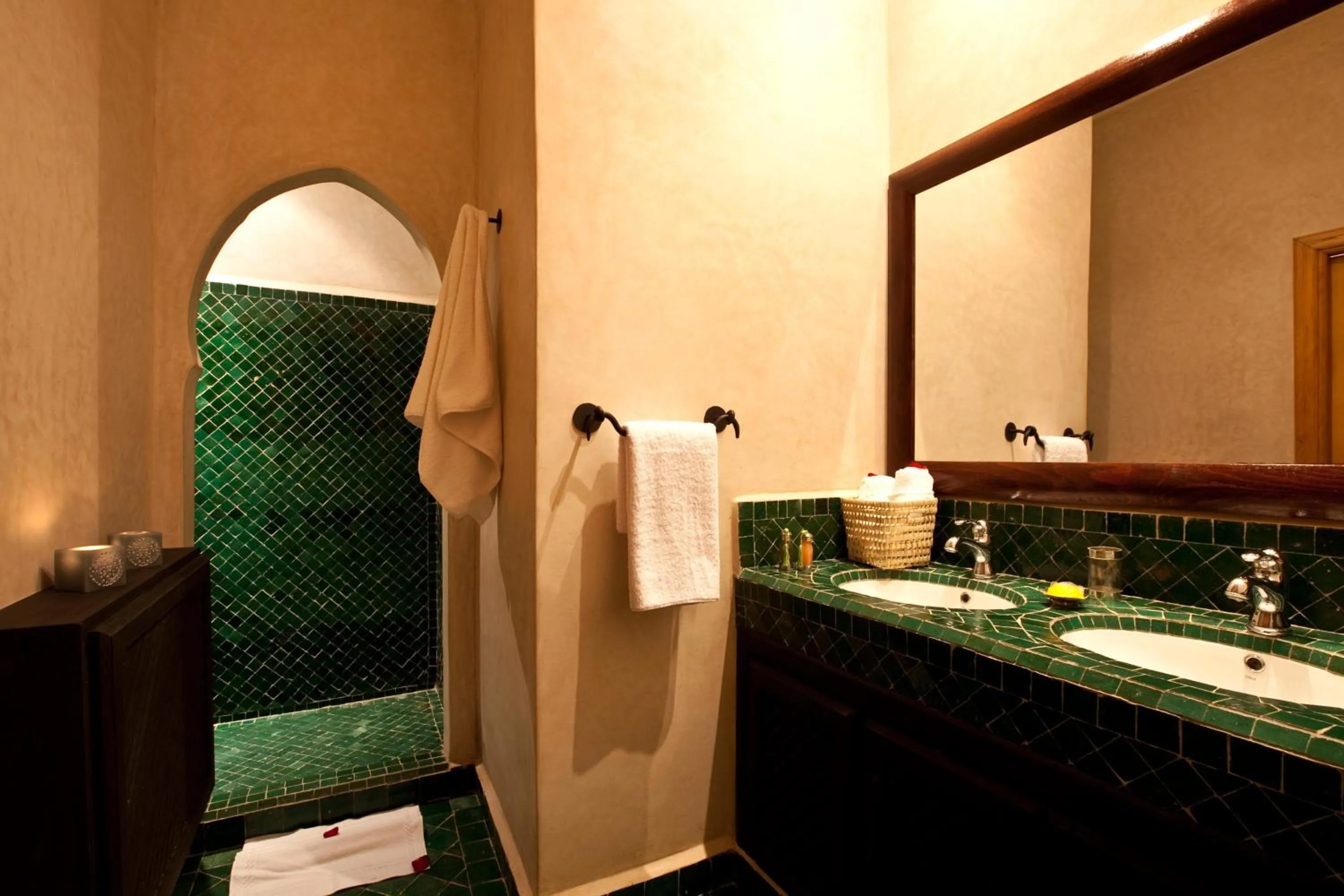Bathroom in Hotel & Spa Riad El Walaa