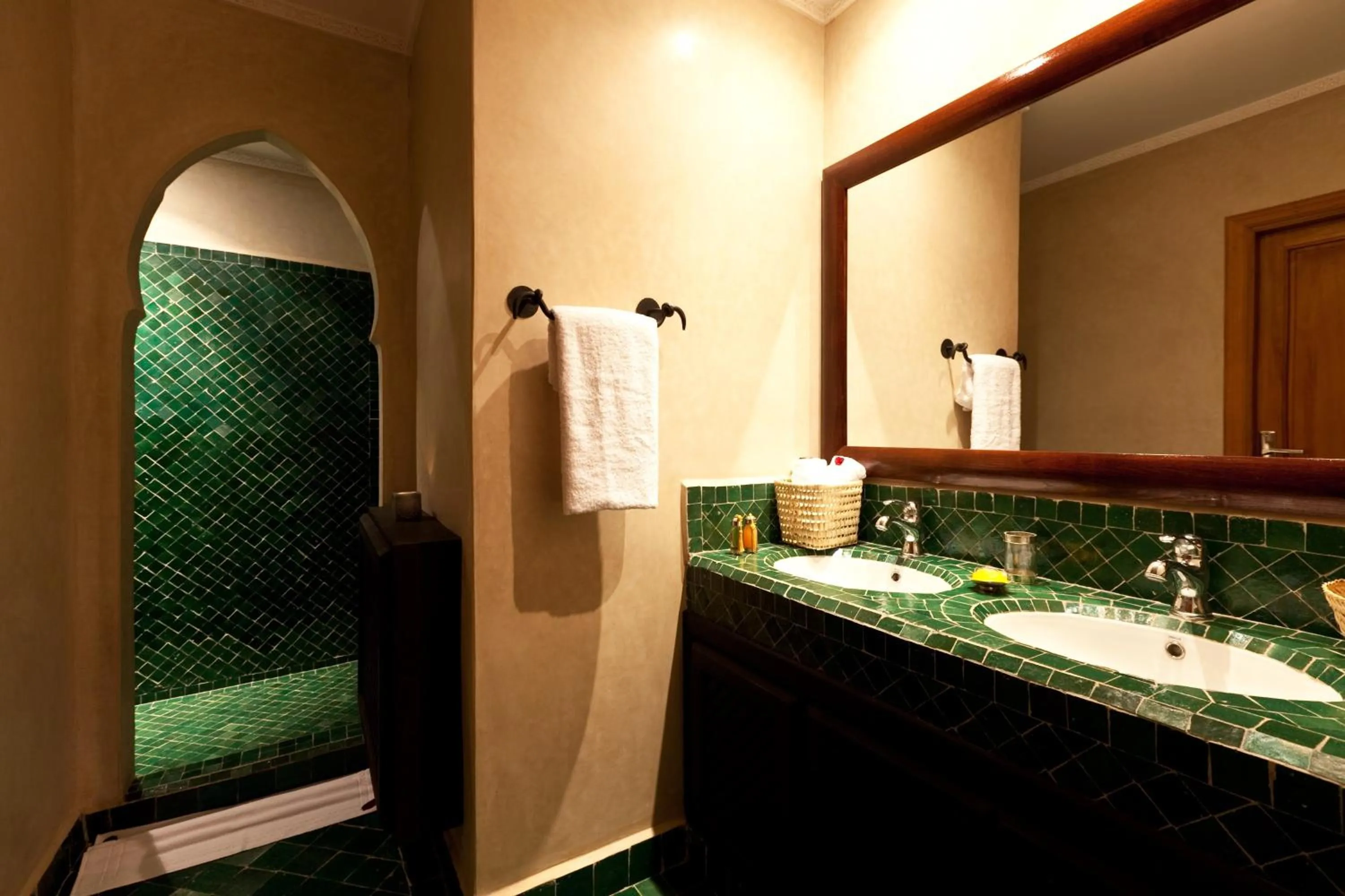 Bathroom in Hotel & Spa Riad El Walaa
