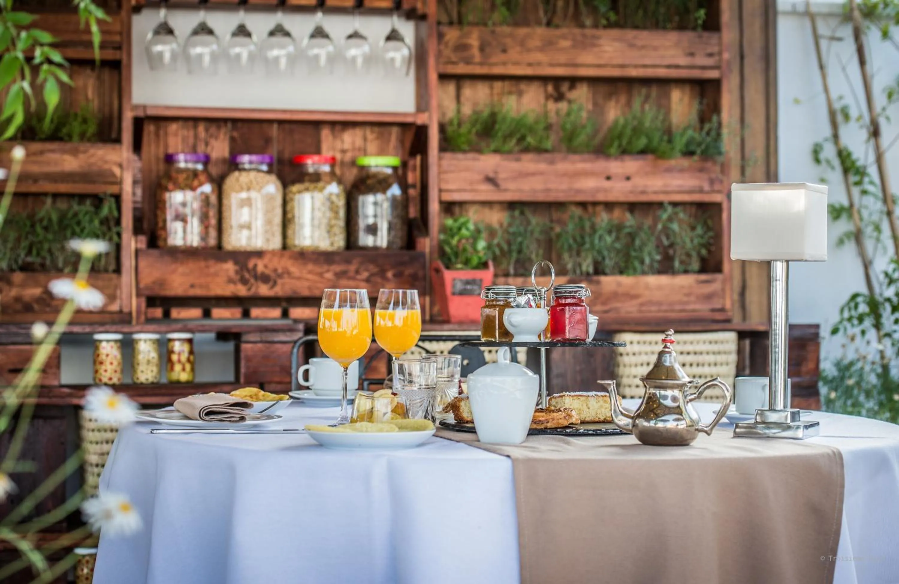 Food and drinks in Hotel & Spa Riad El Walaa