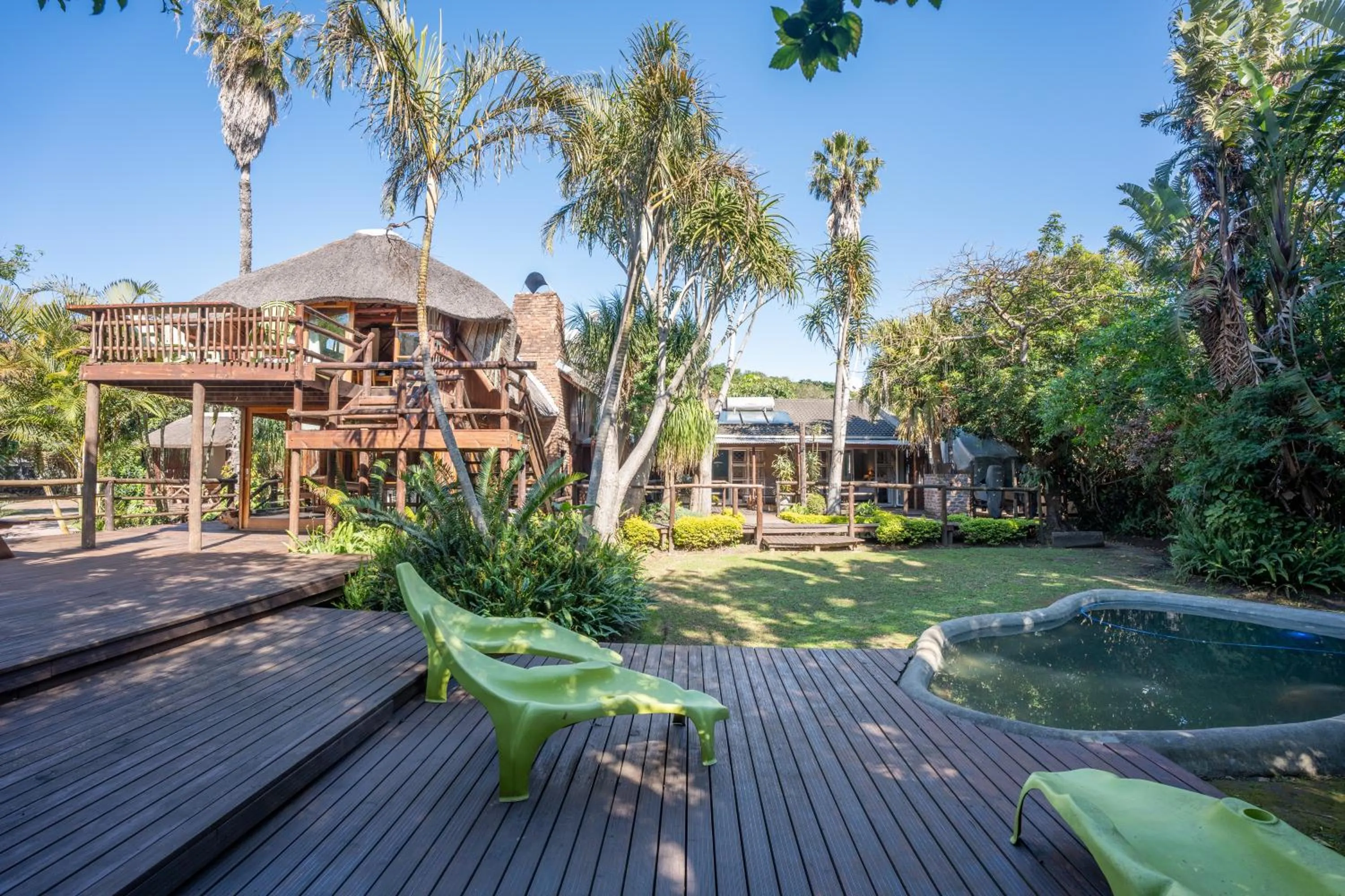 Balcony/Terrace in Tidewaters River Lodge