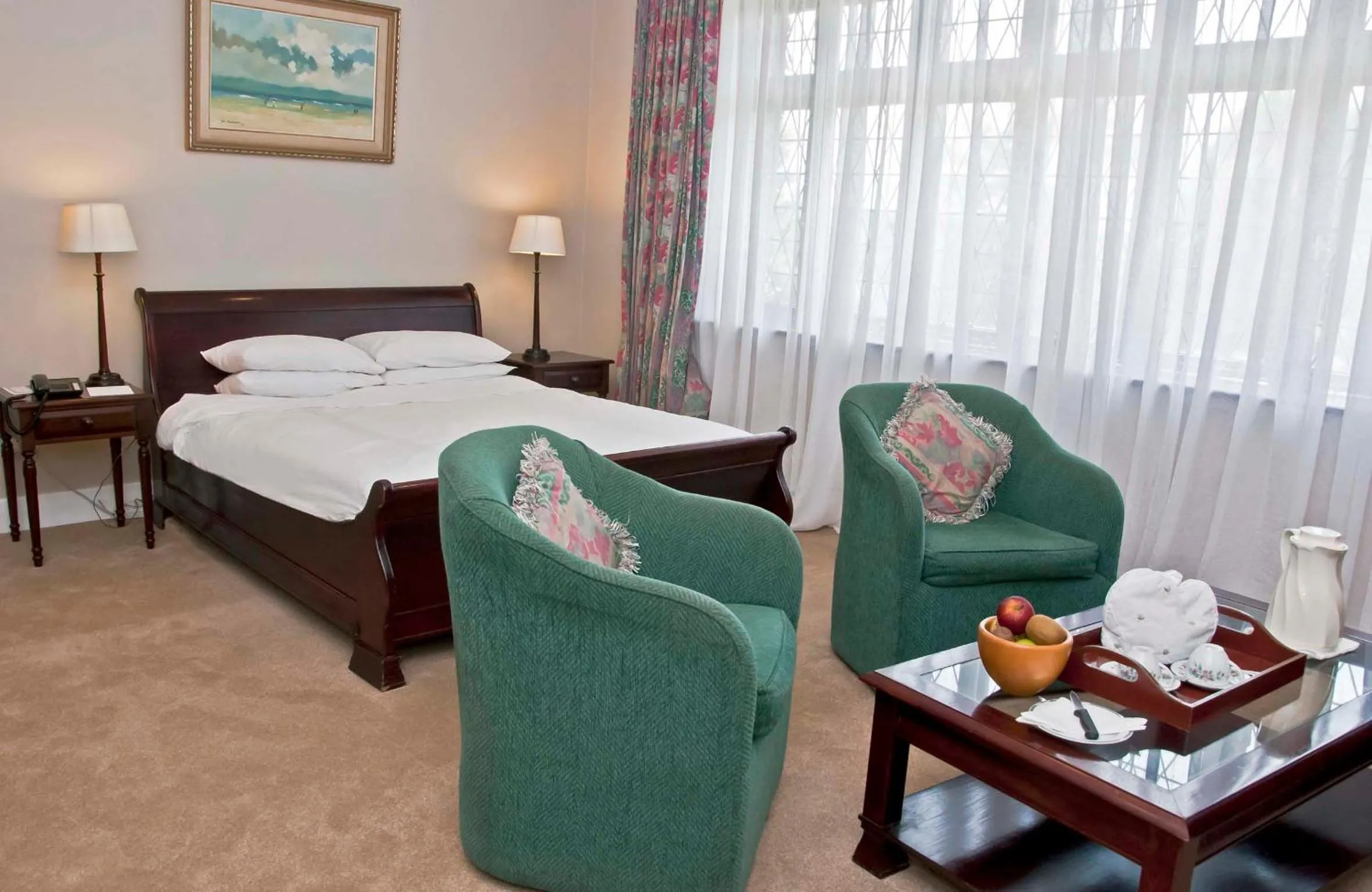 King Room - Wheelchair Friendly in Lythwood Lodge