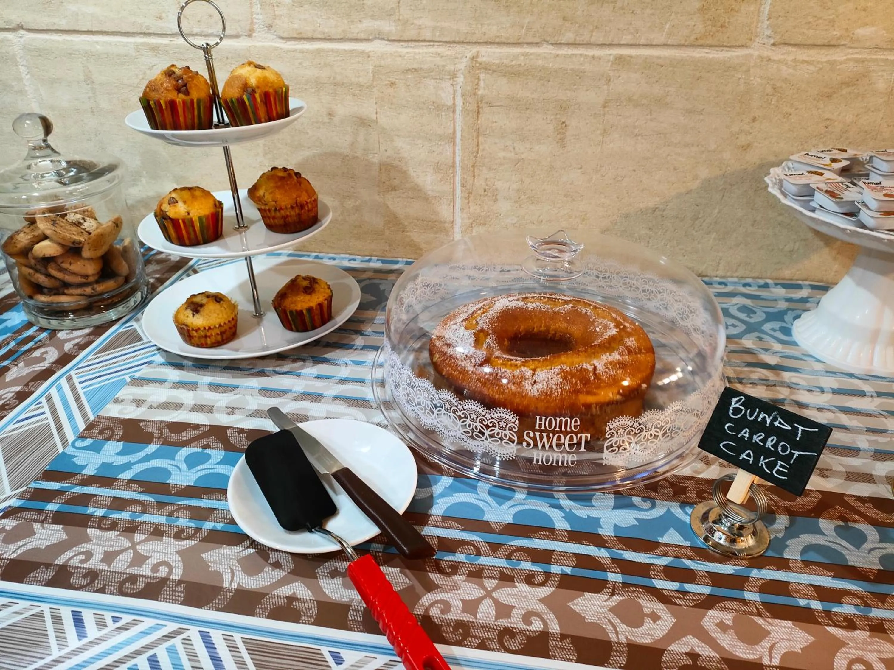 Food in Grotto's Paradise B&B