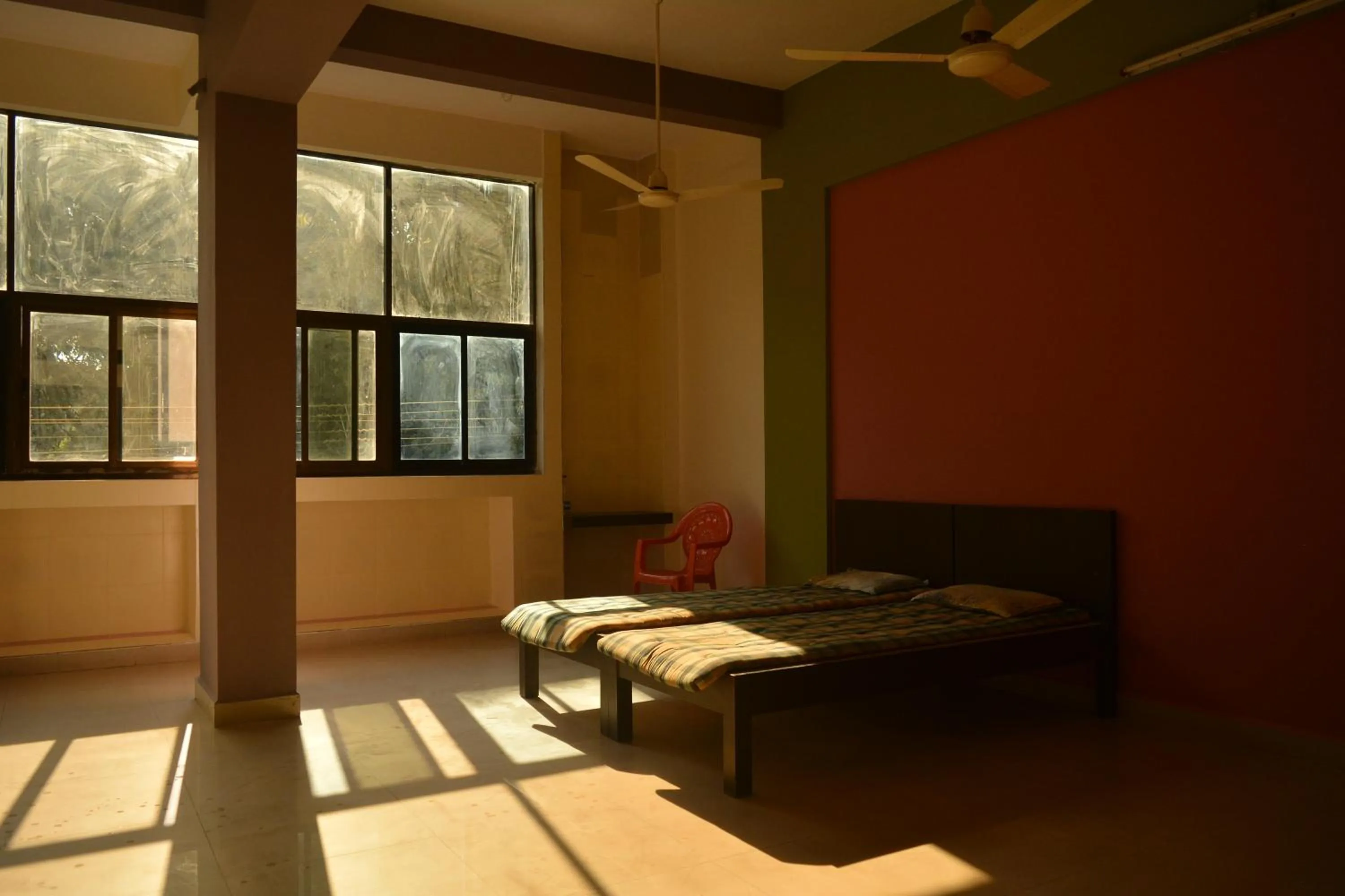 Hotel Abhiraj