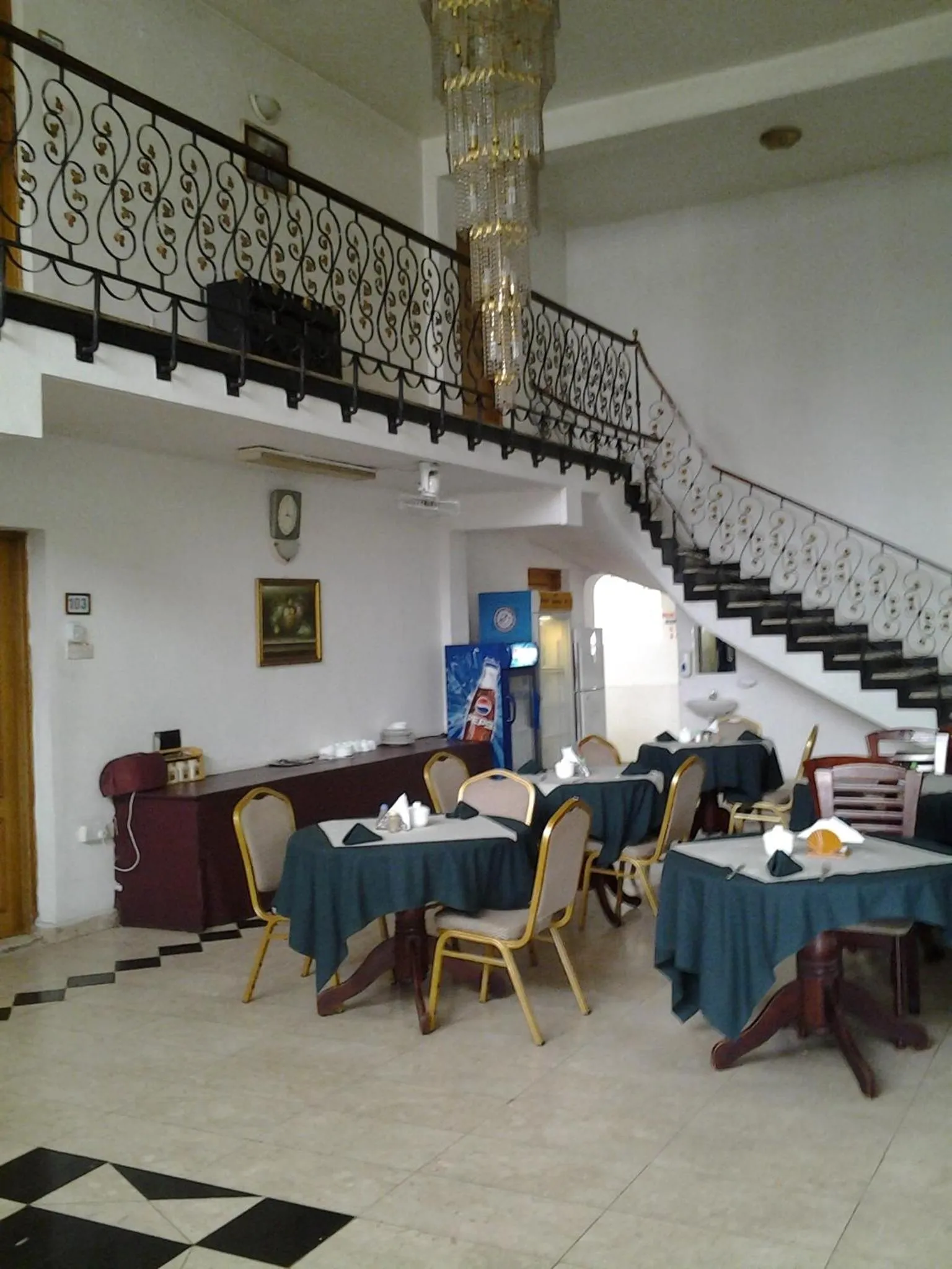 Restaurant/places to eat in Sophia Hotel