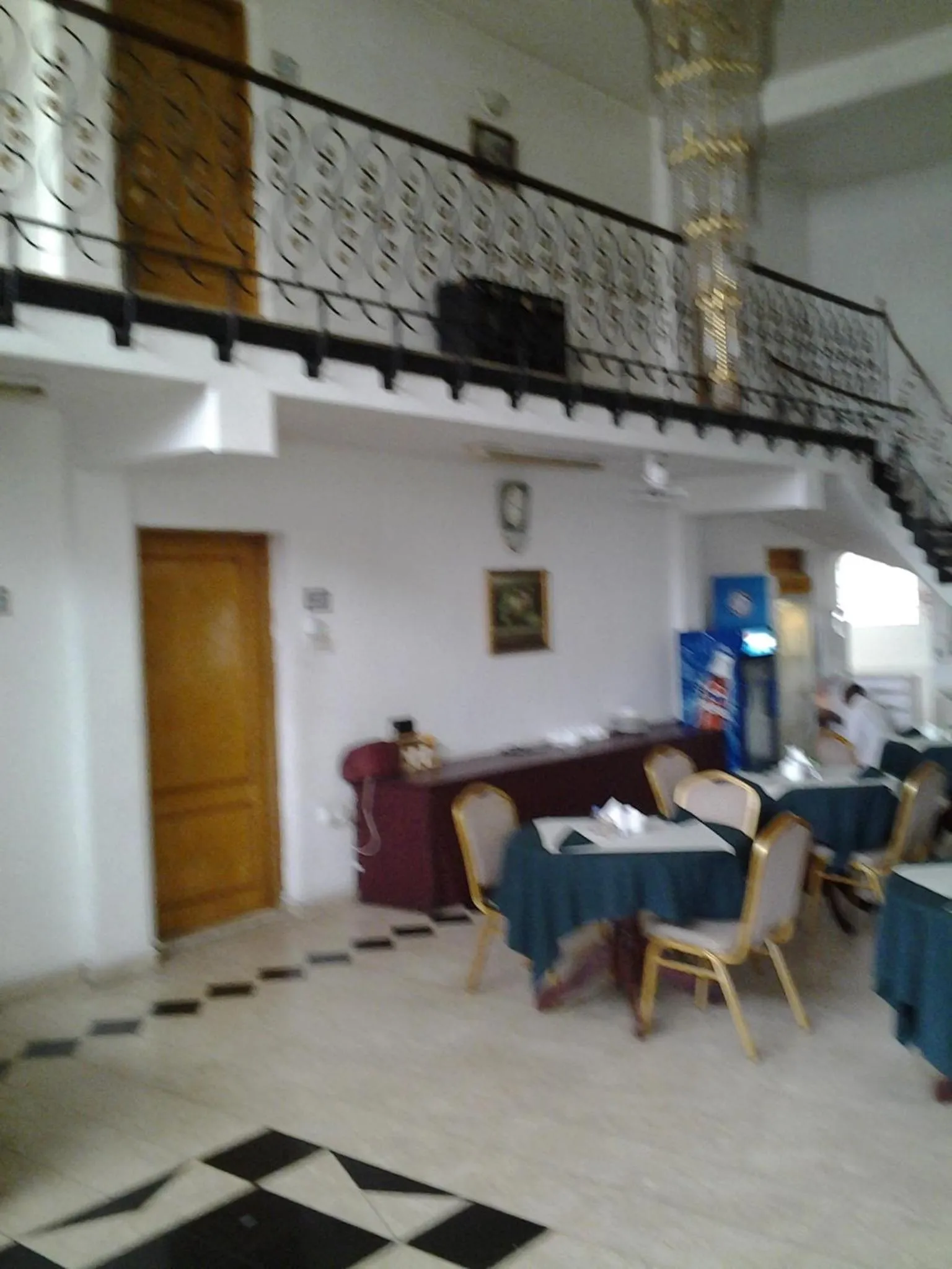 Restaurant/places to eat in Sophia Hotel