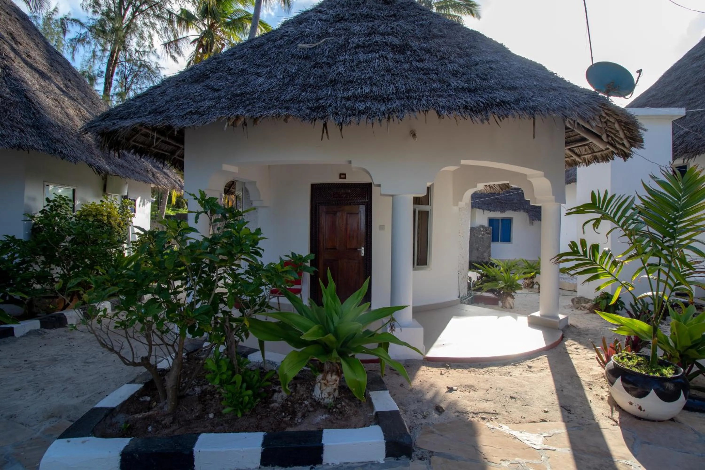 Property building in Visitor's Inn