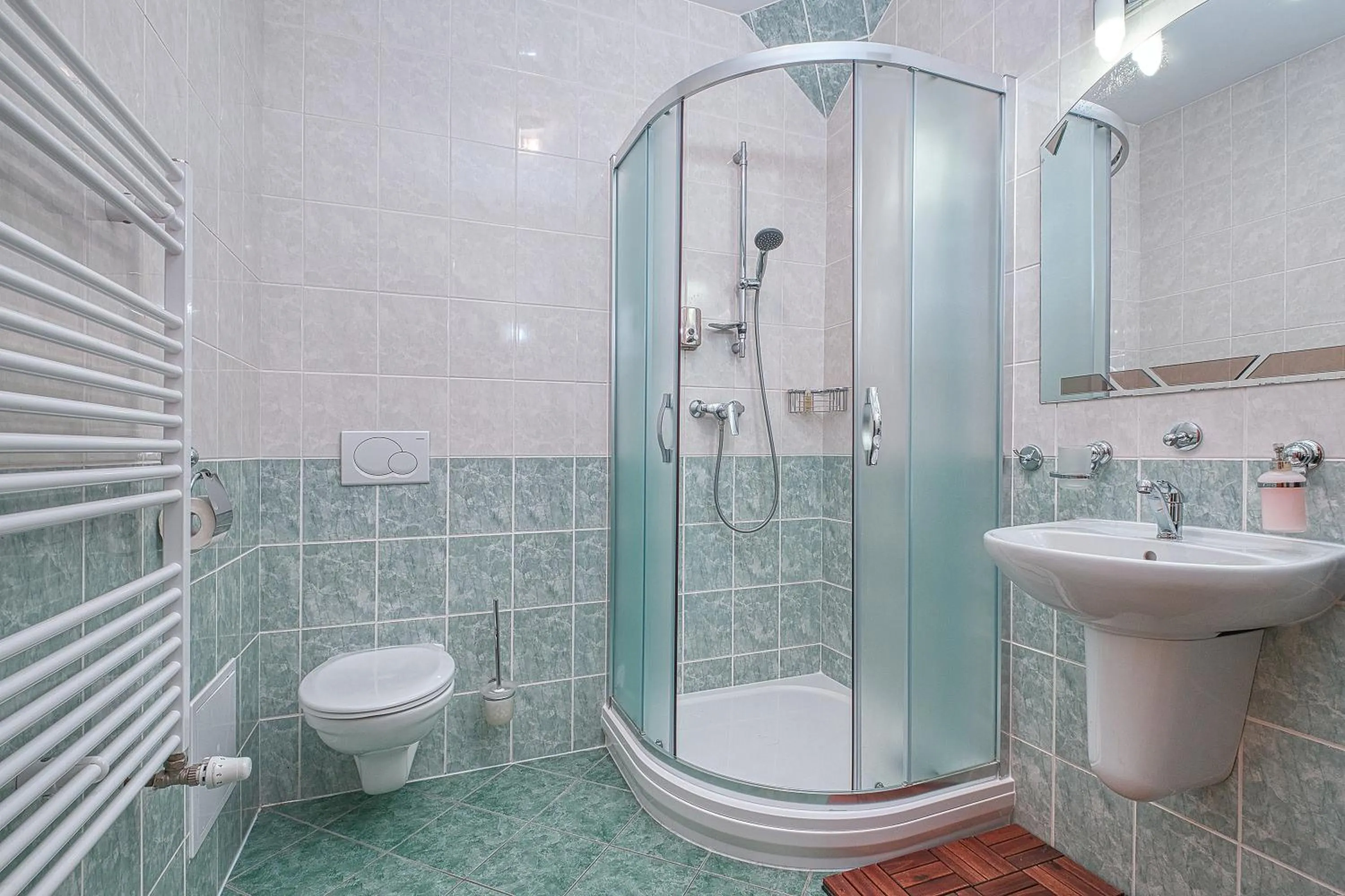 Bathroom in Apartments White - Hill