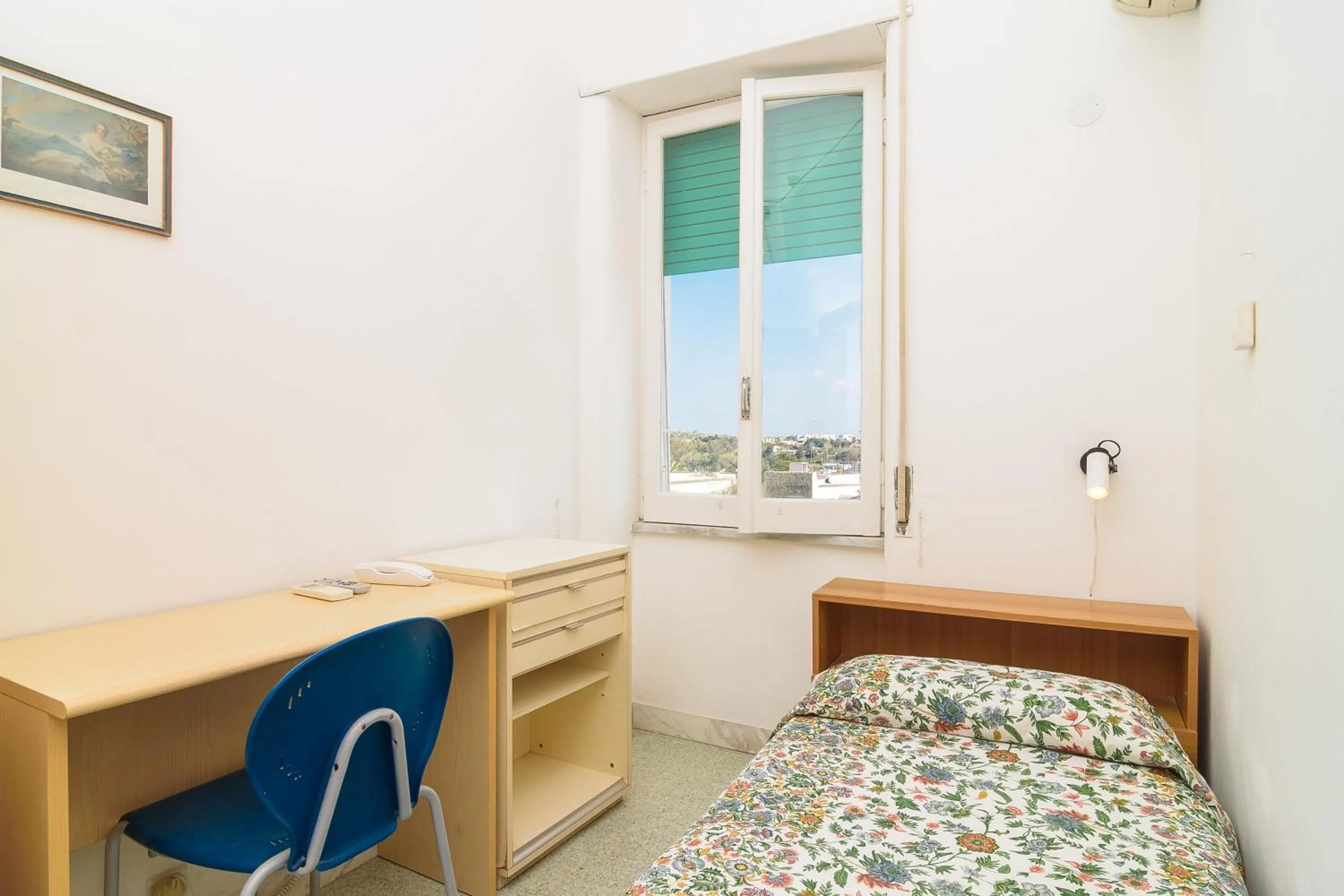 Bedroom, Bed in Hotel Riviera