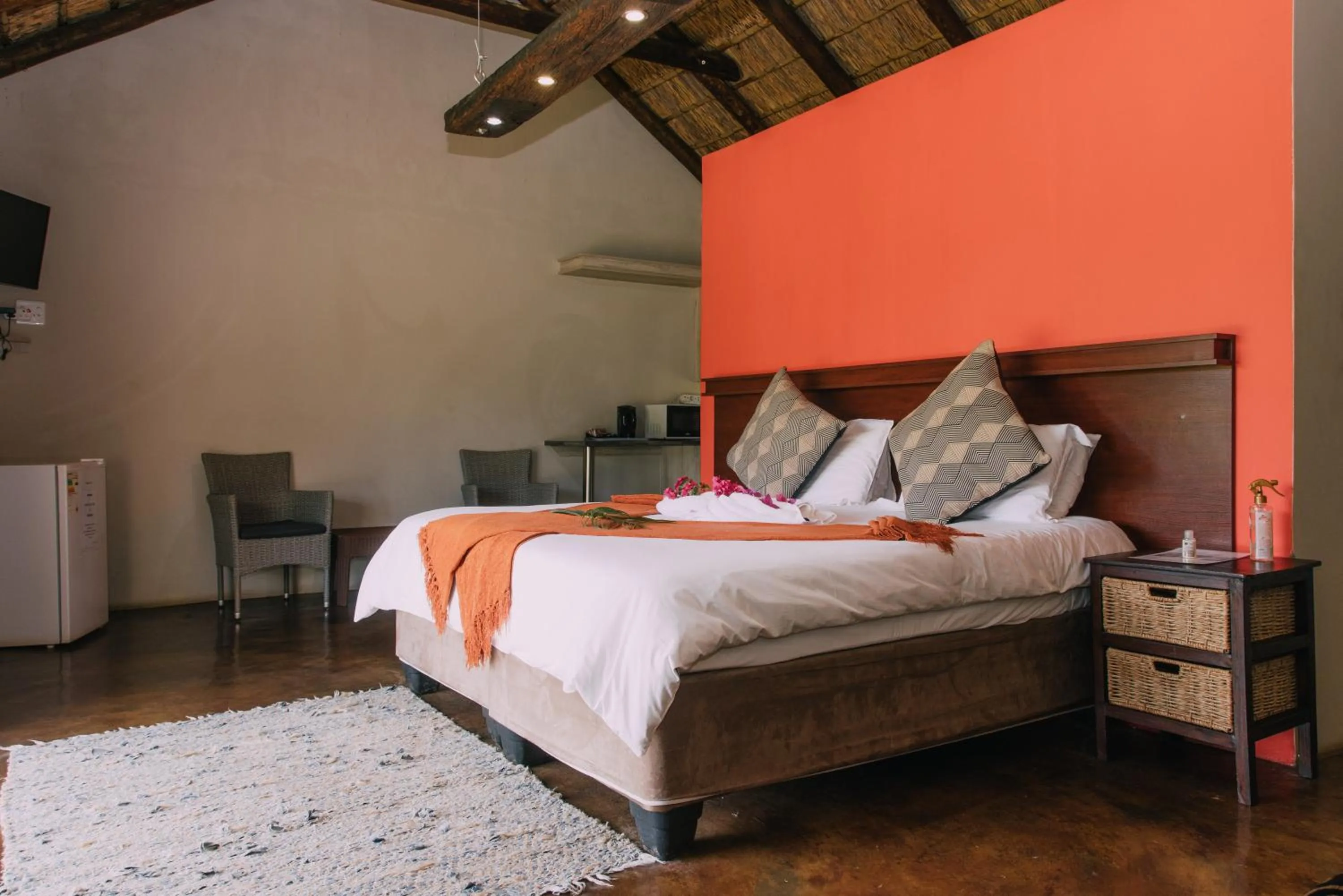 Bedroom, Bed in Kruger View Chalets